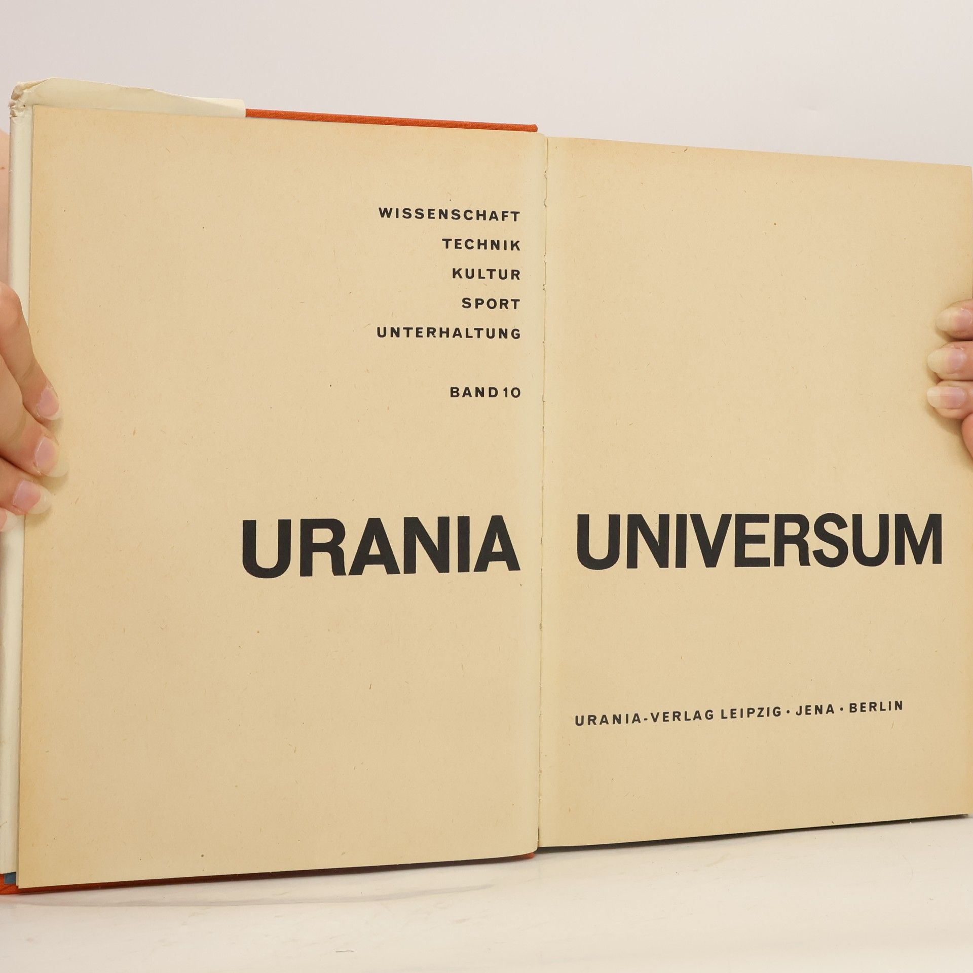 Autorenkollektiv Urania Universum