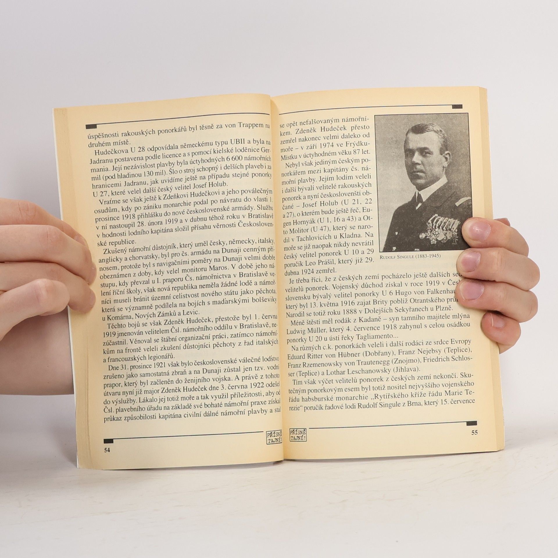 Roman Cílek Přísně tajné! : literatura faktu č. 4