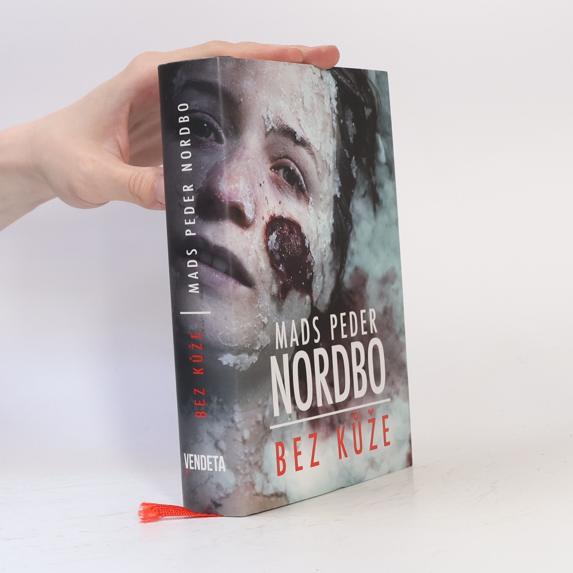 Mads Peder Nordbo Bez kůže
