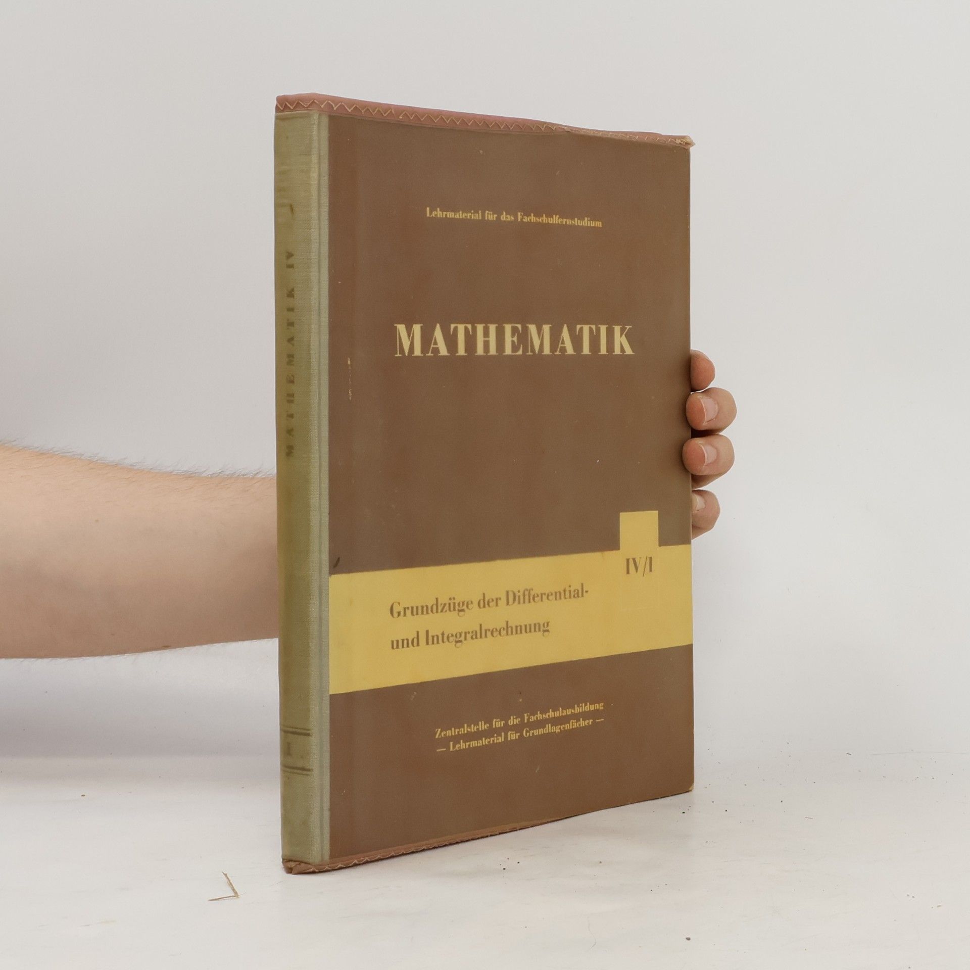 kolektiv Mathematik IV.