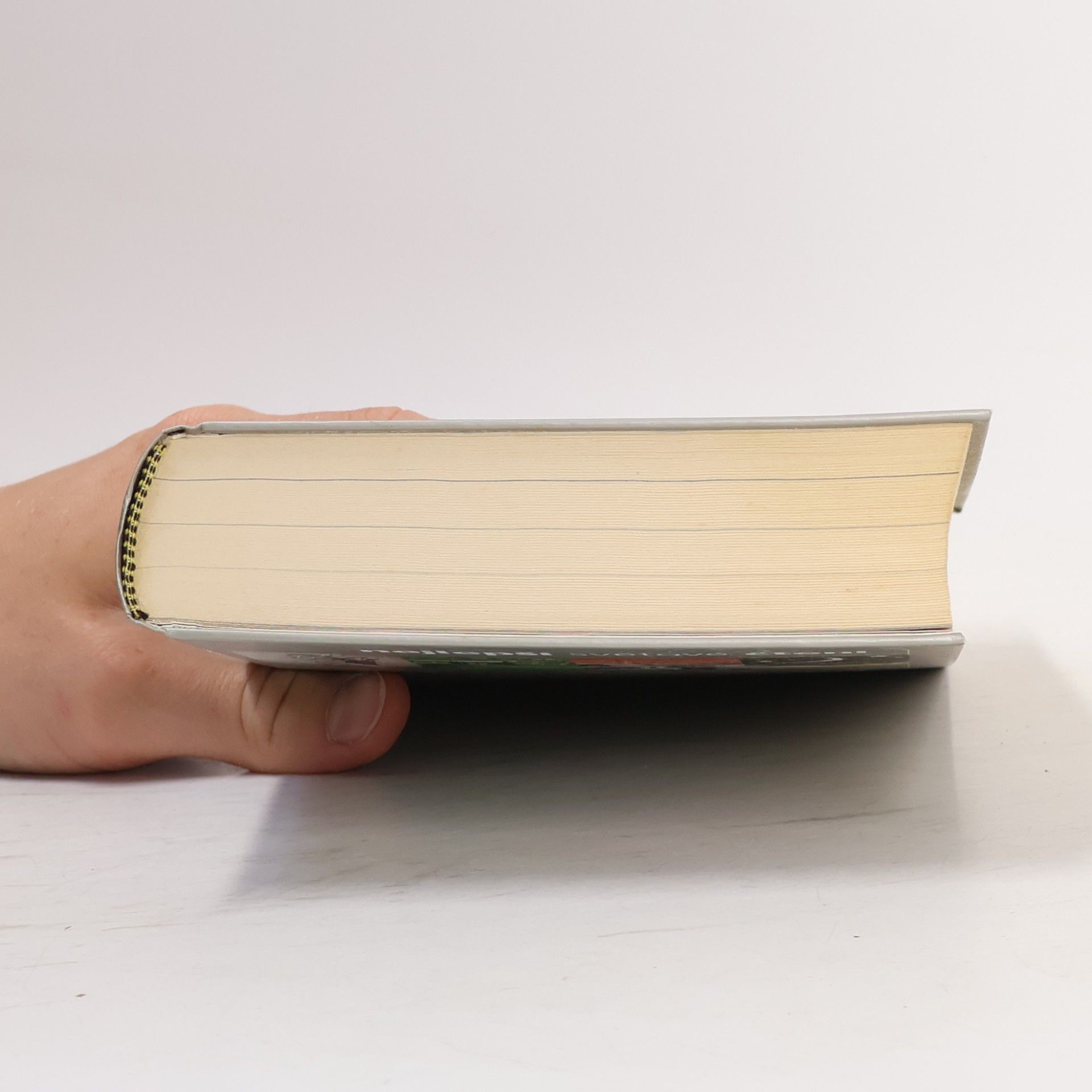 Jeffery Deaver Tvůj stín. Muž, který zapomněl, že má ženu. Velice zvláštní vražda v Malajsii. Hvězdný třpyt