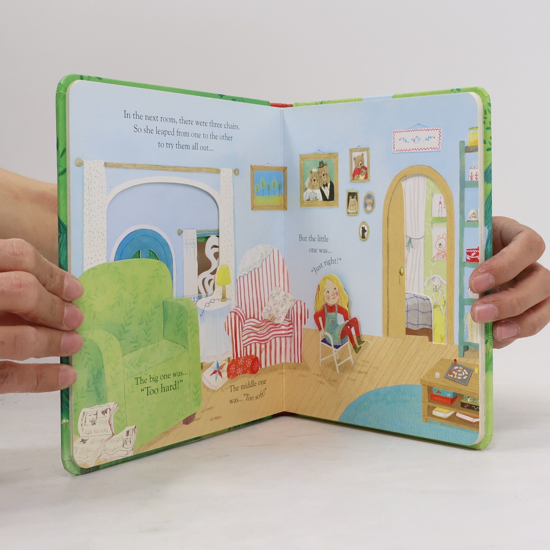 Anna Milbourne Peep Inside a Fairy Tale: Goldilocks and the Three Bears