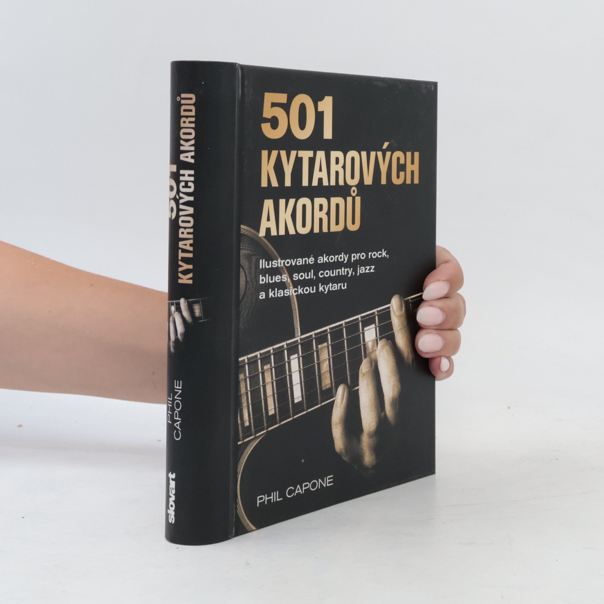 Phil Capone 501 kytarových akordů