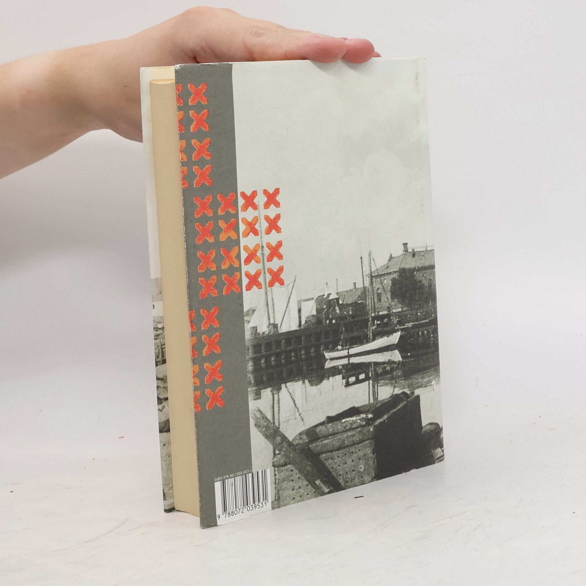 Aksel Sandemose Uprchlík kříží svou stopu: Vyprávění z vrahova dětství : (podle vydání z roku 1933)