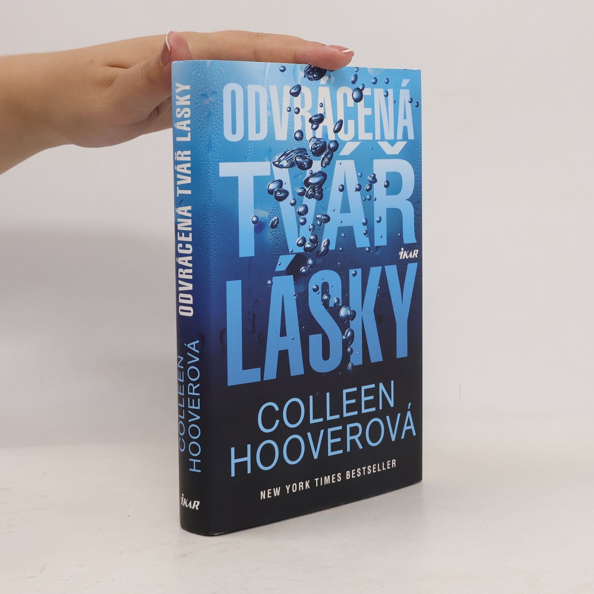 Colleen Hoover Odvrácená tvář lásky