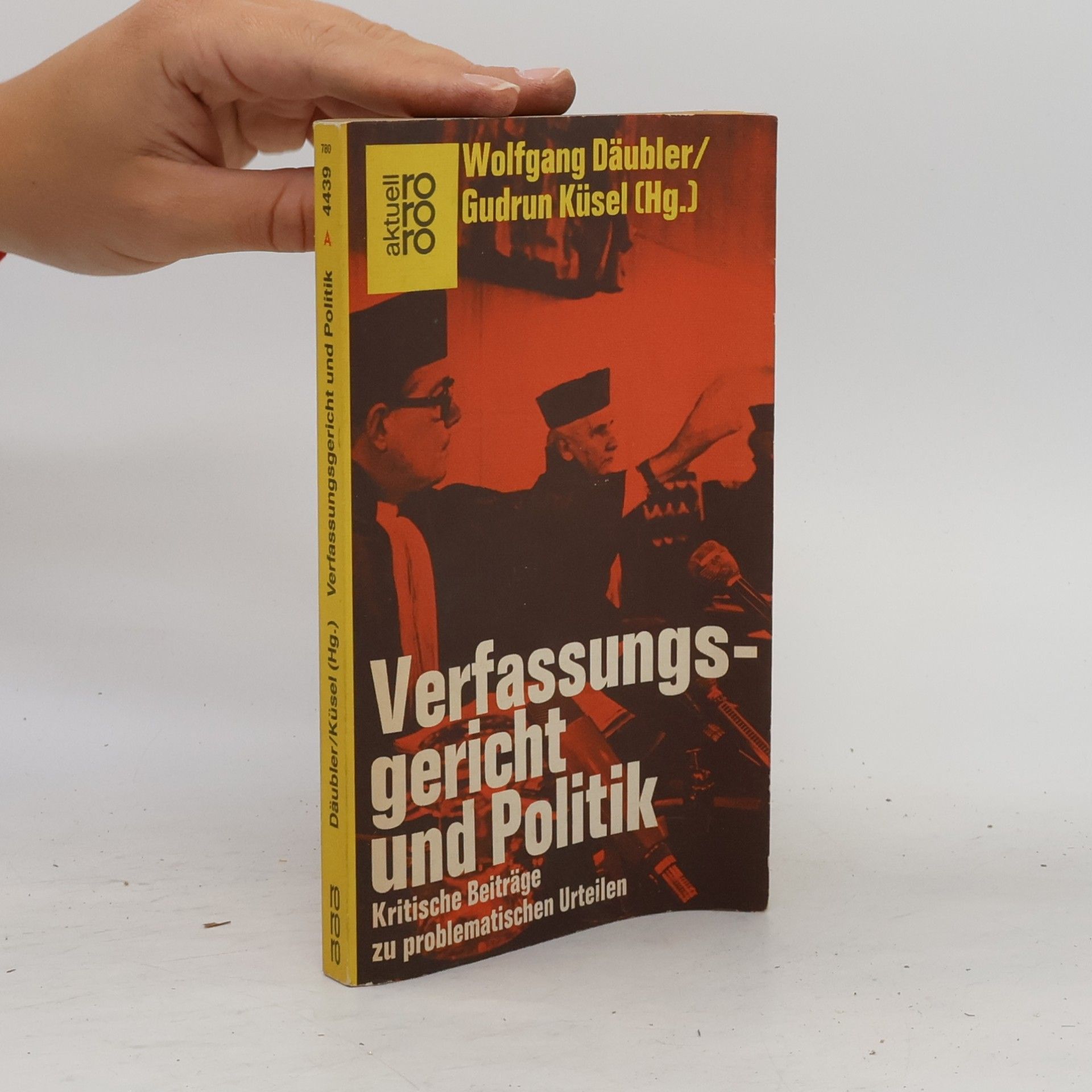 Verfassungsgericht und Politik