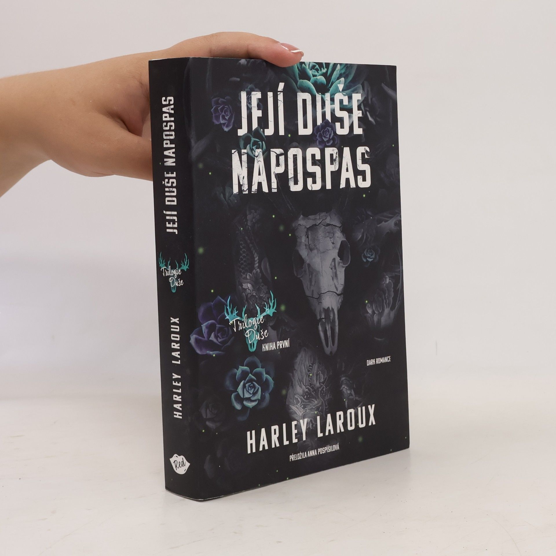 Harley Laroux Její duše napospas