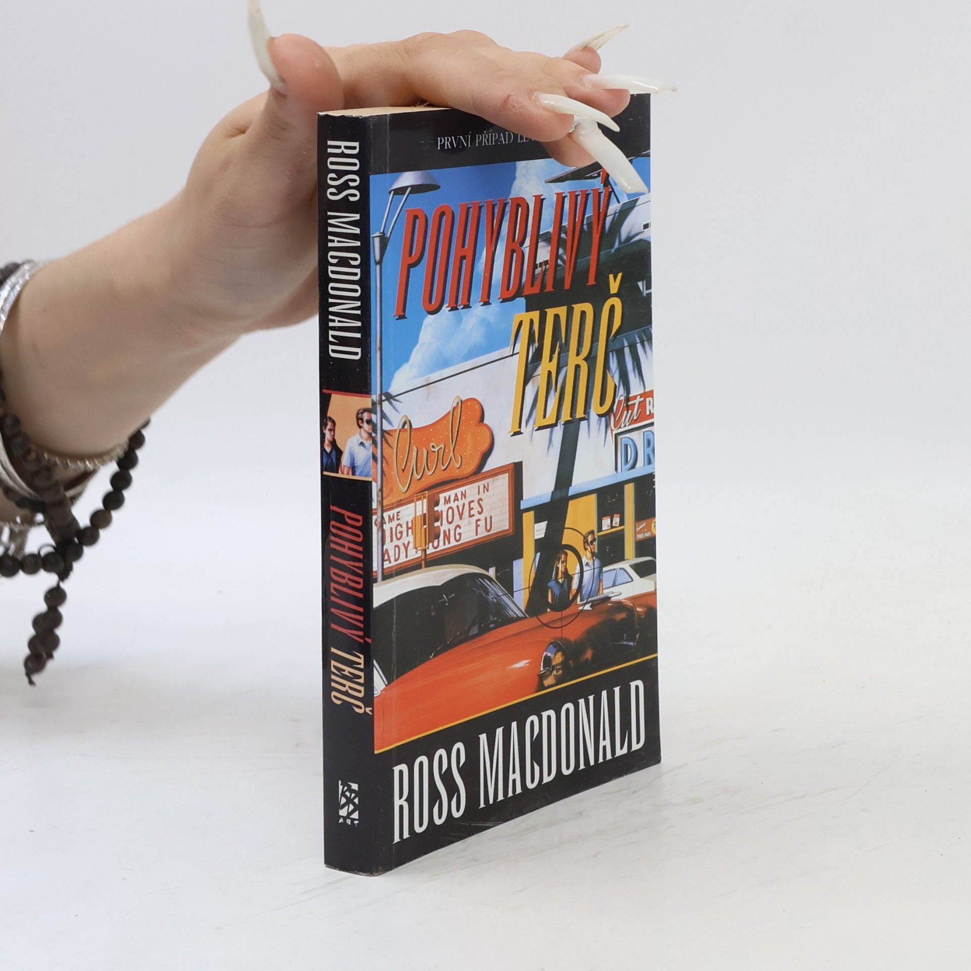 Ross Macdonald Pohyblivý terč