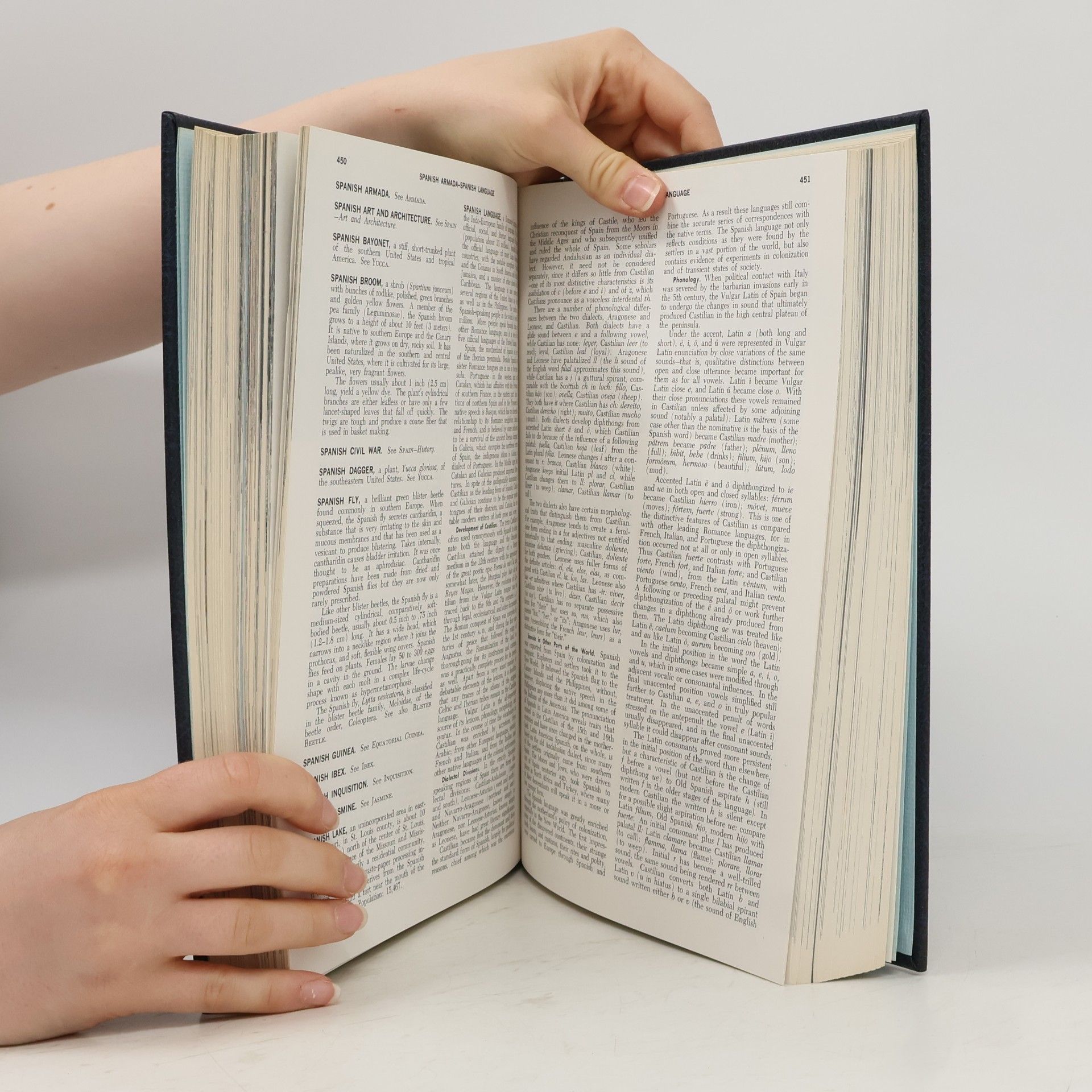 Various authors The Encyclopedia Americana 25. Skin-Sumac