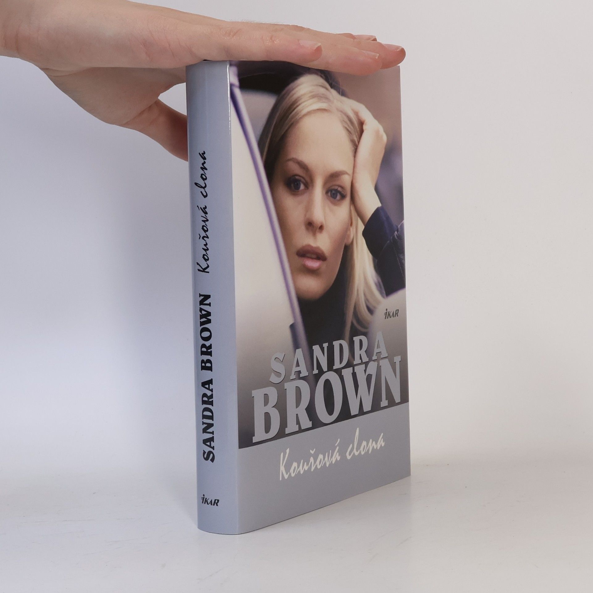 Sandra Brown Kouřová clona