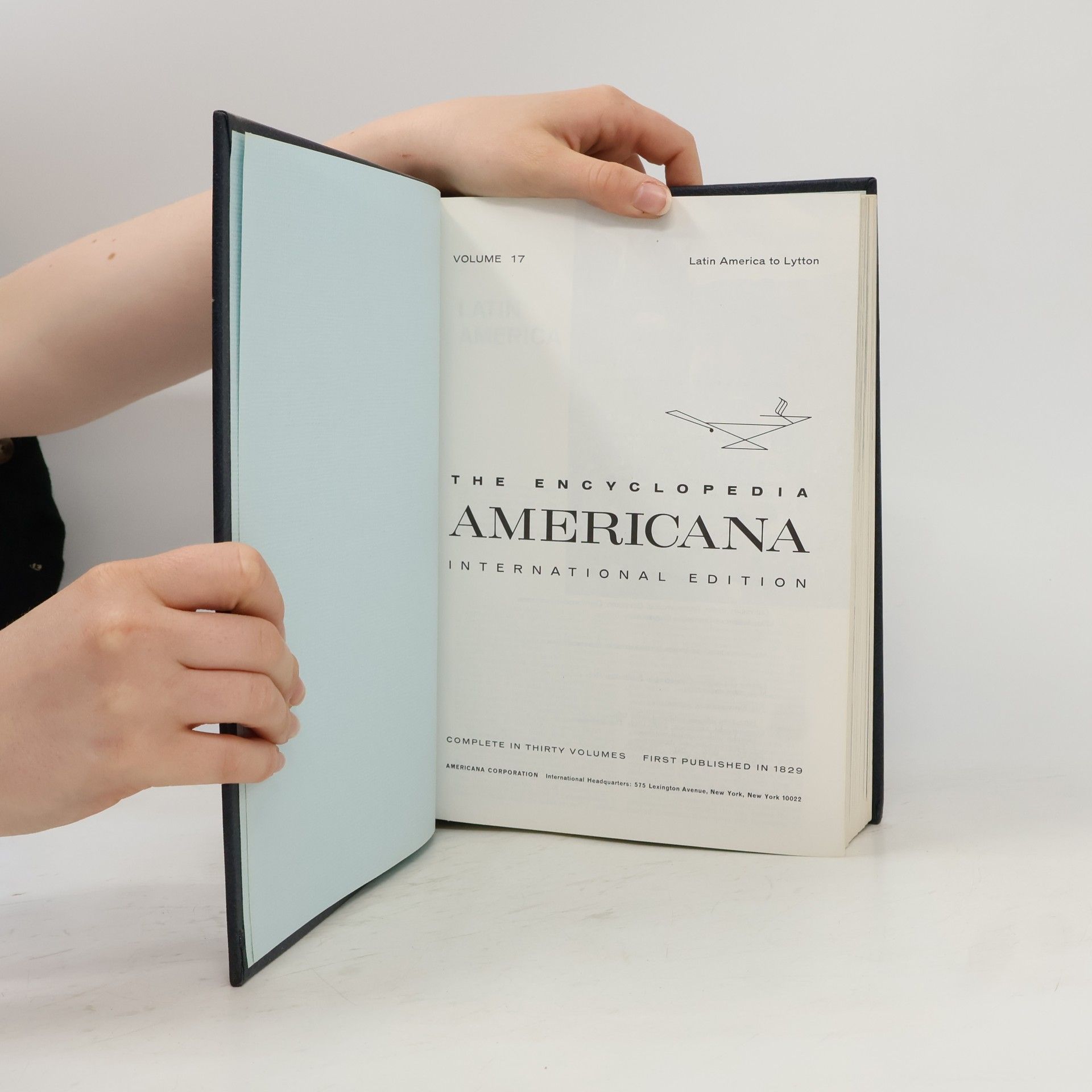 Various authors Encyclopedia Americana 17. Latin America to Lytton