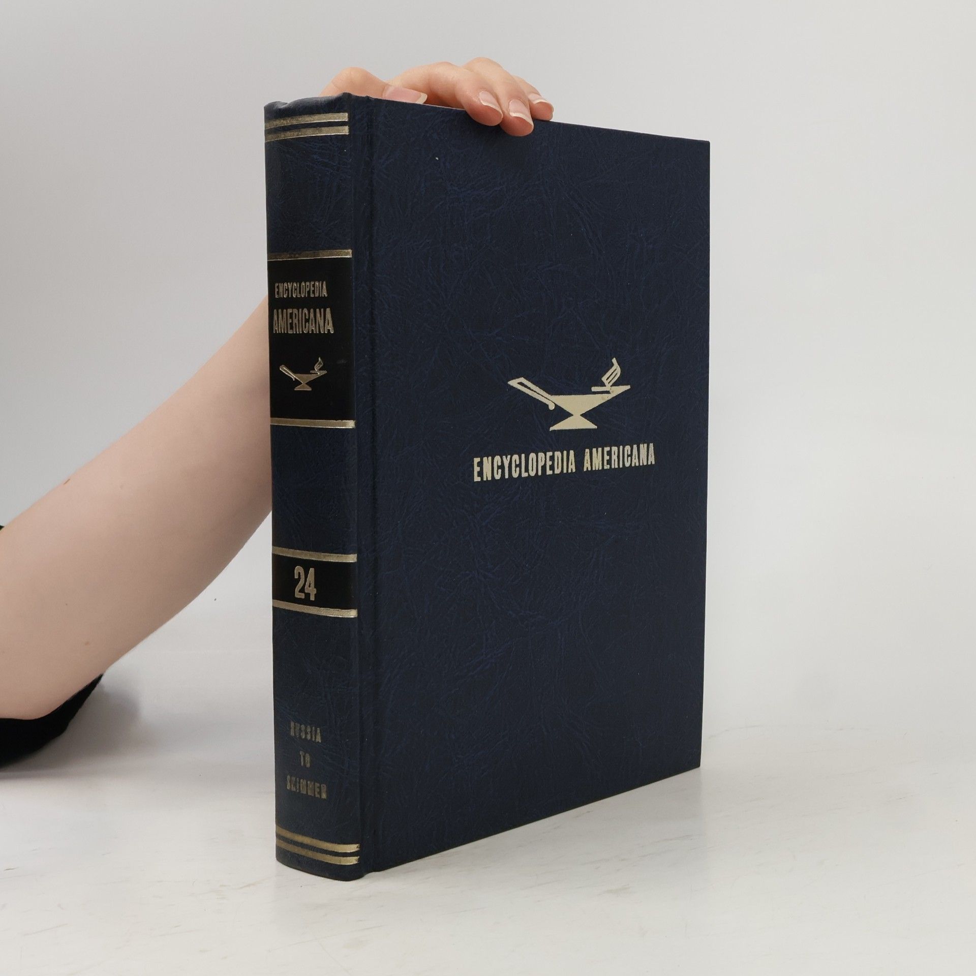 Autores varios The Encyclopedia Americana, 24, Russia to Silius