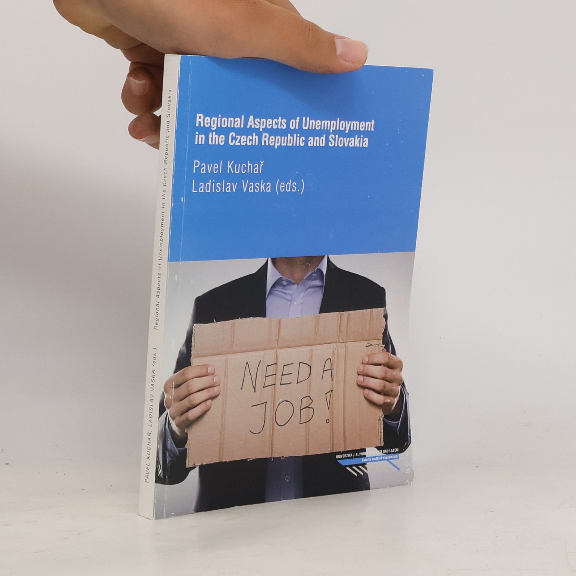 Ladislav Vaska Regional aspects of unemployment in the Czech Republic and Slovakia