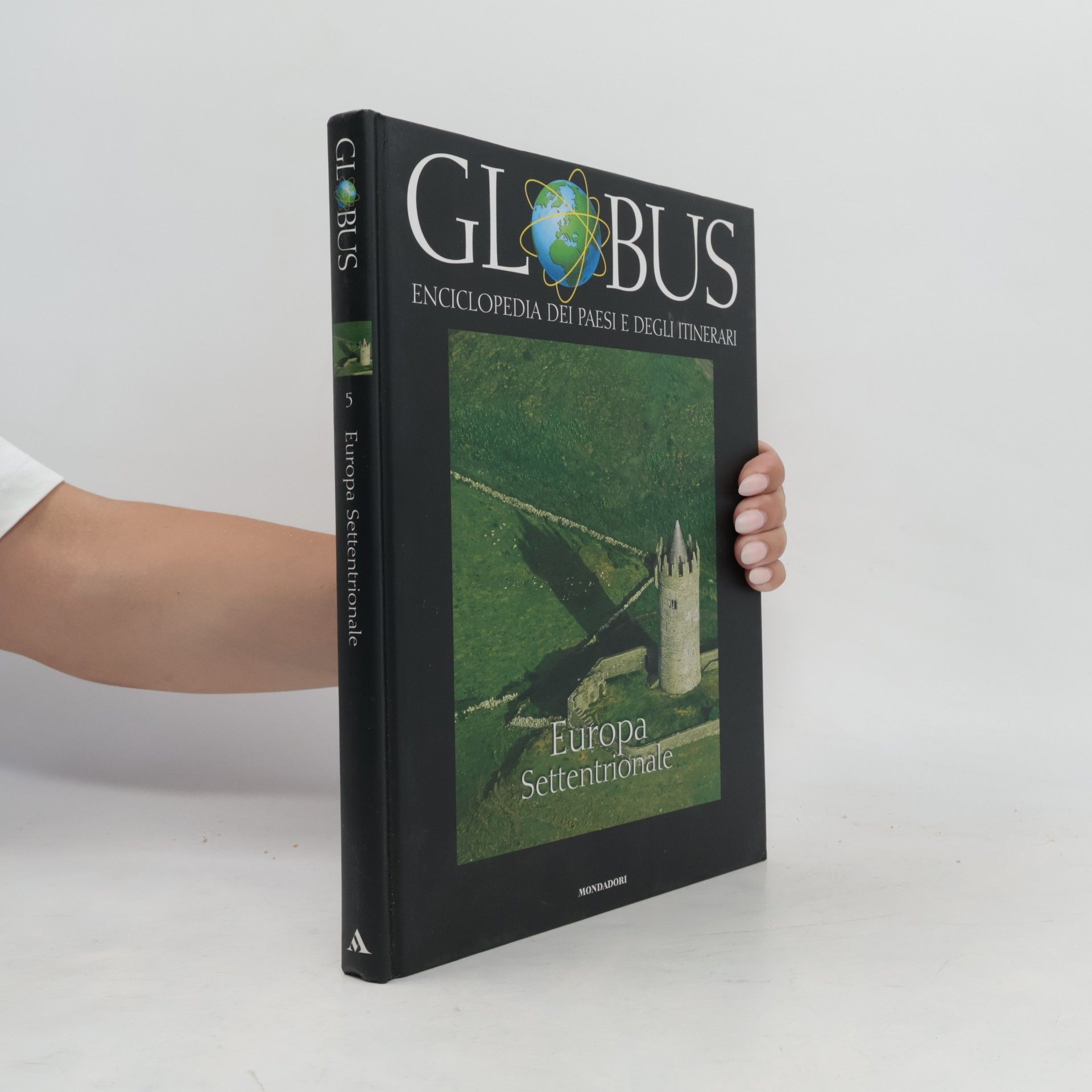 Kolektiv autorů Globus. Europa, Settentrionale