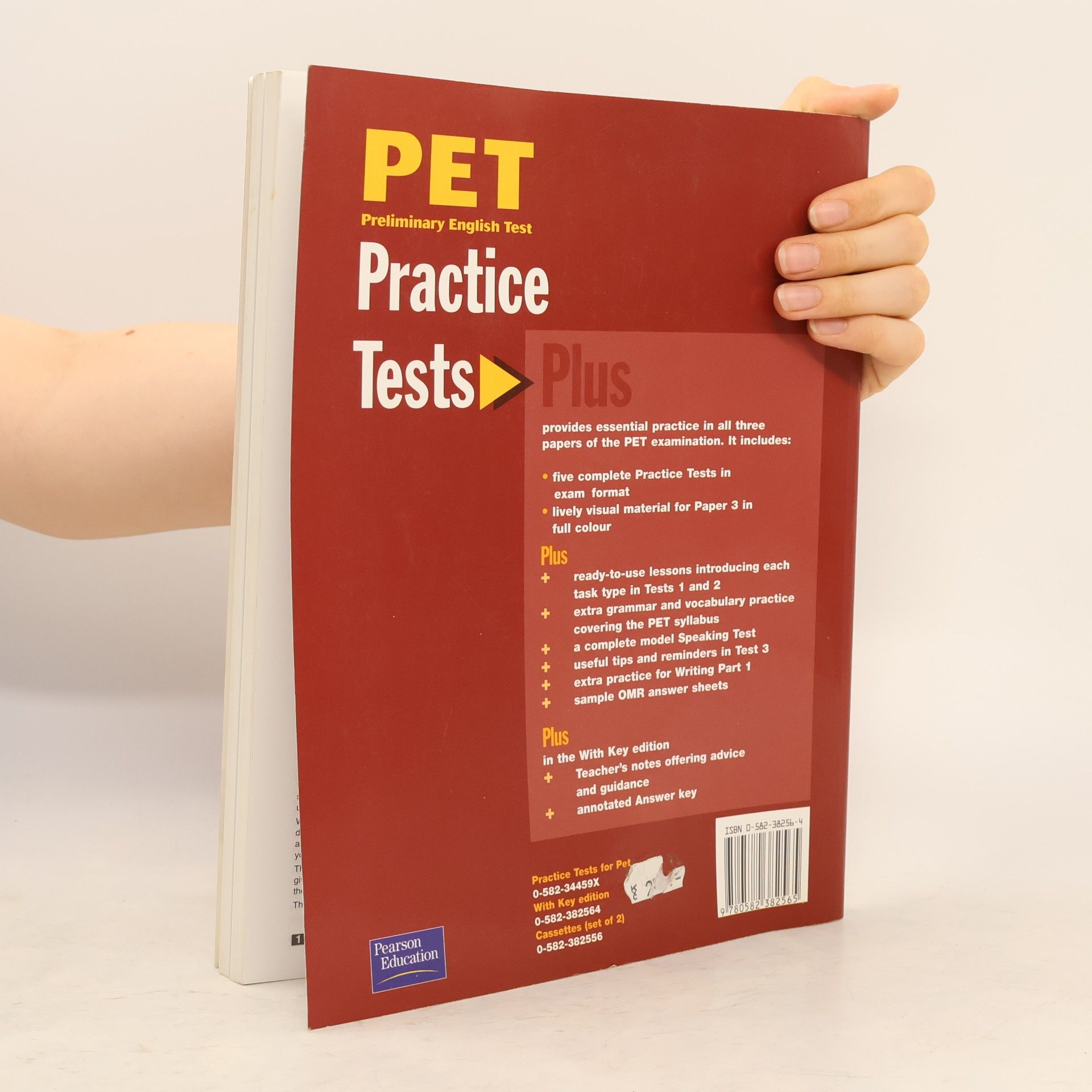 Louise Hashemi PET Practice Tests Plus with Key