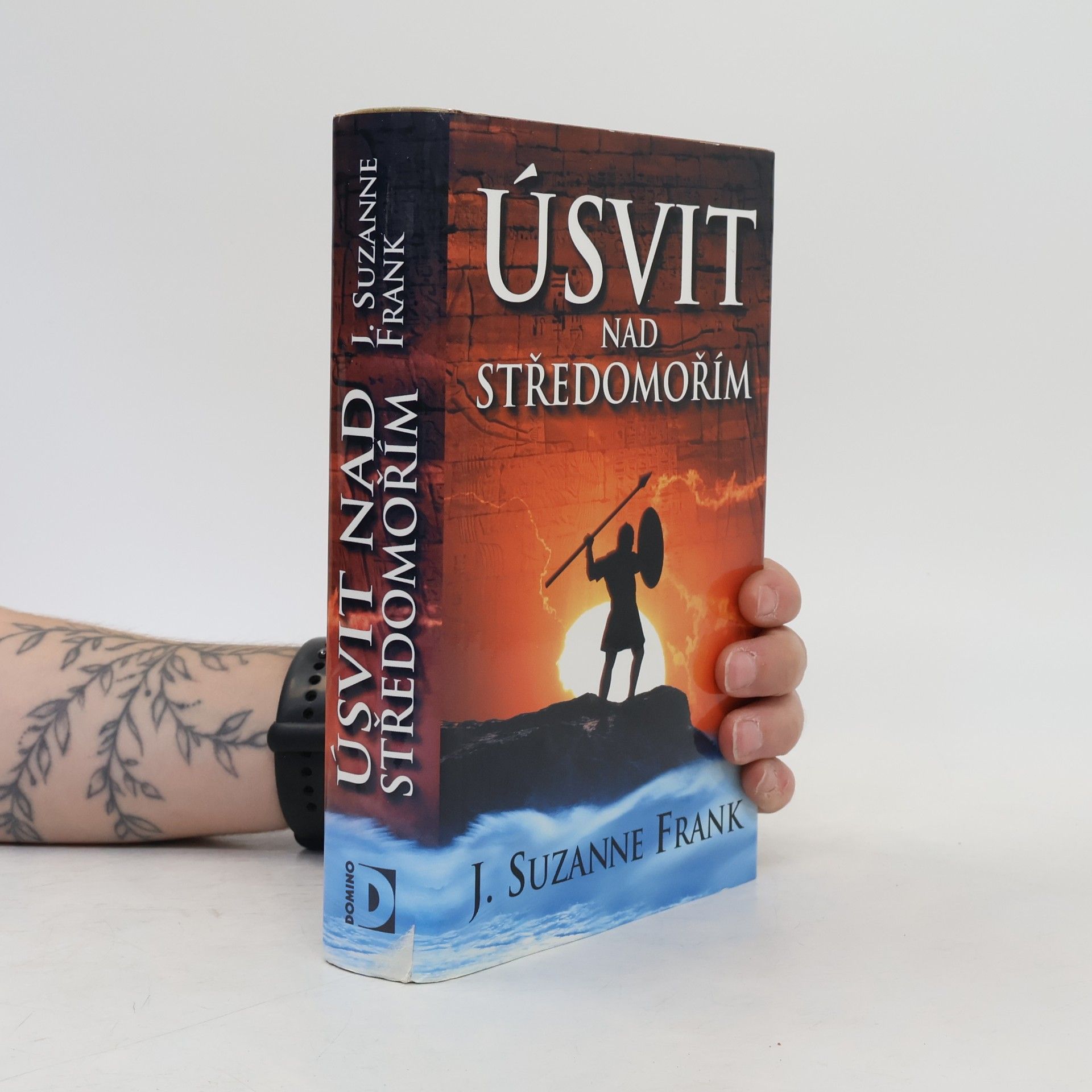J. Suzanne Frank Úsvit nad Středomořím