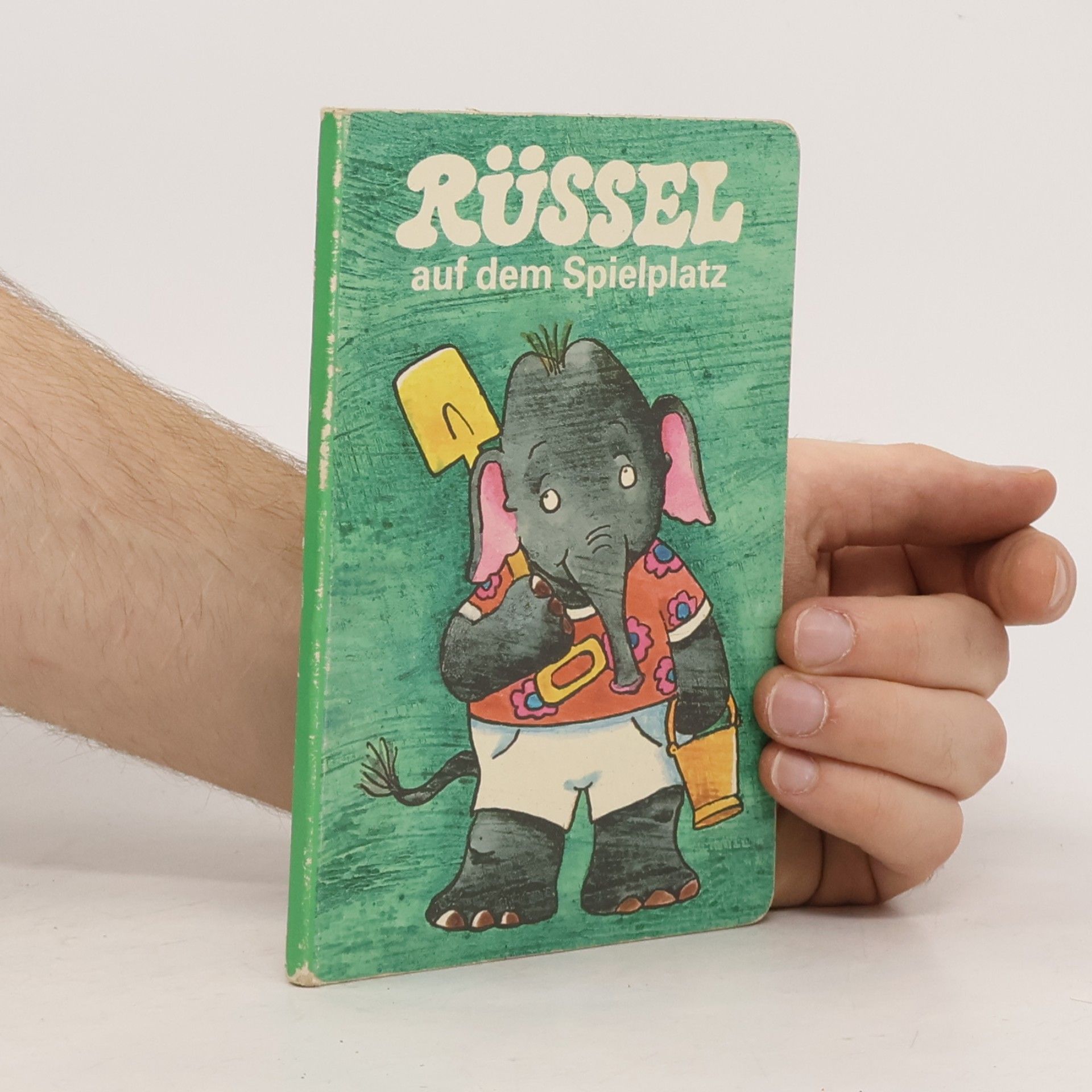Thomas Schallnau Rüssel auf dem Spielplatz