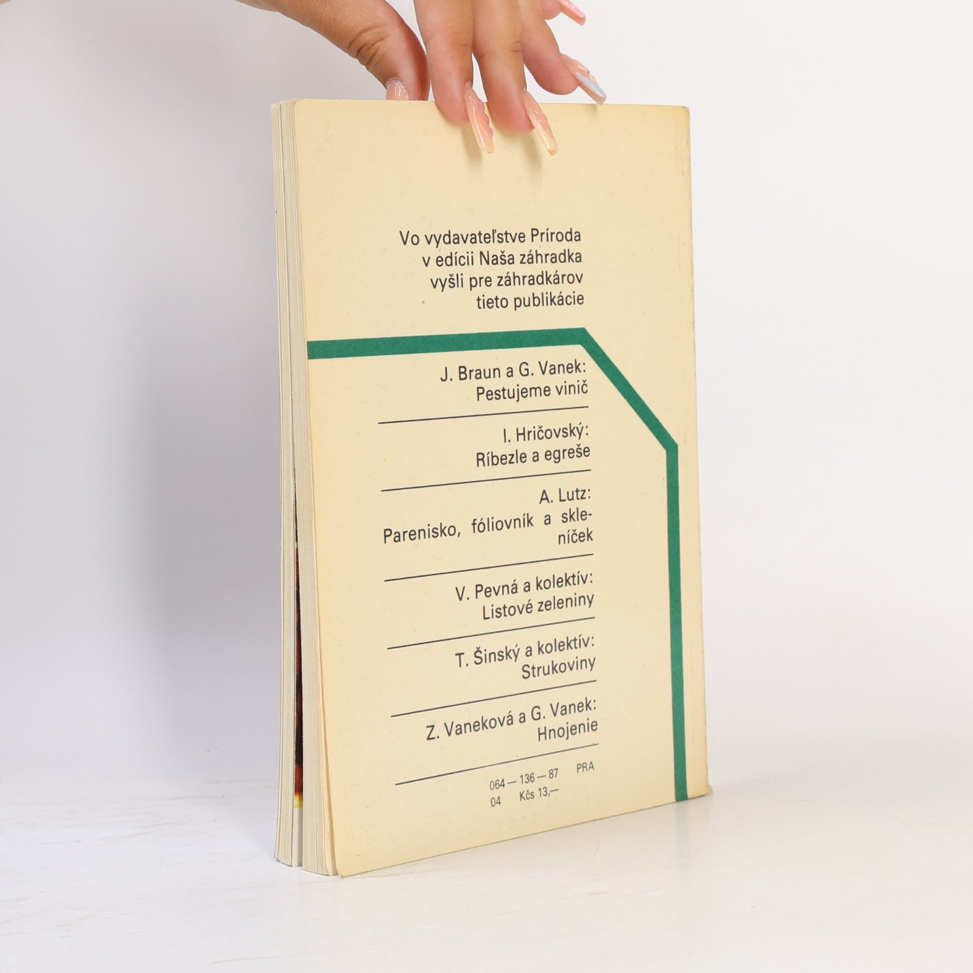 Collectif d'auteurs Papriky, rajčiaky a baklažány