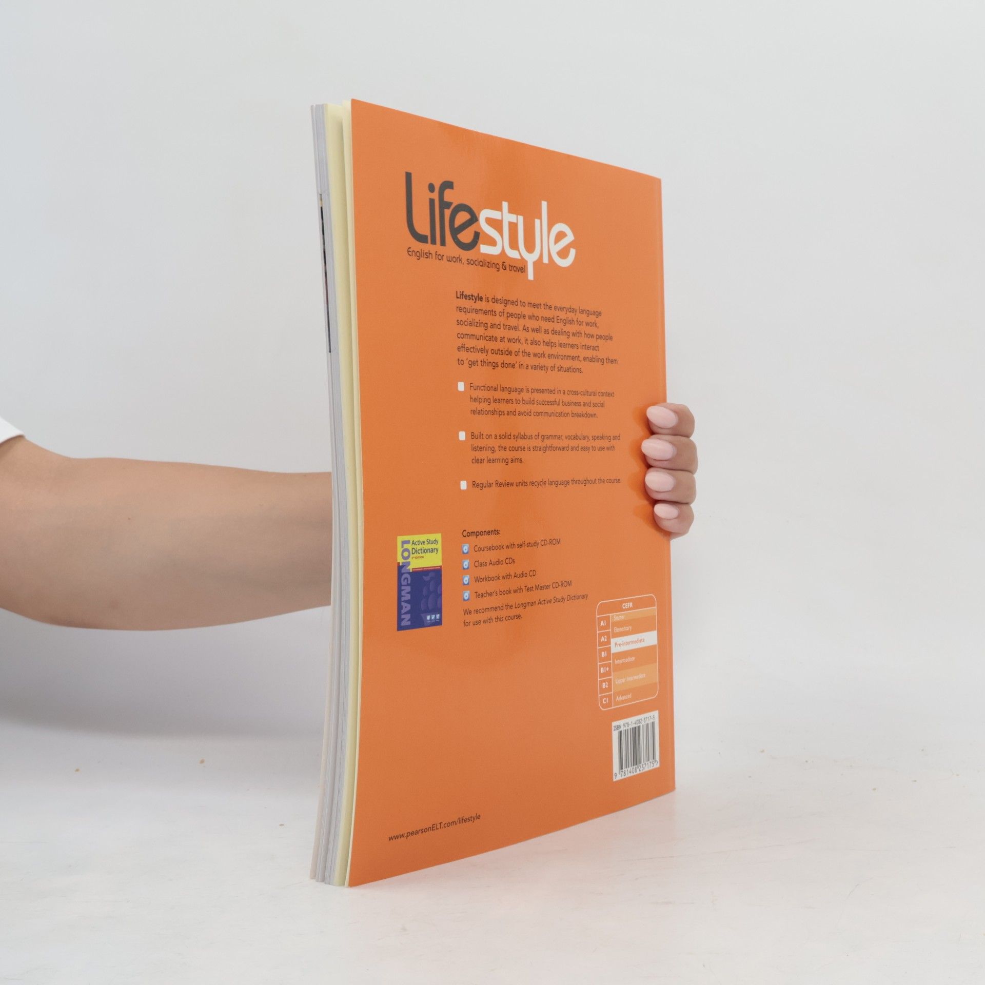 Vicki Hollett Lifestyle: English for work, socializing & travel. Pre-intermedite Coursebook