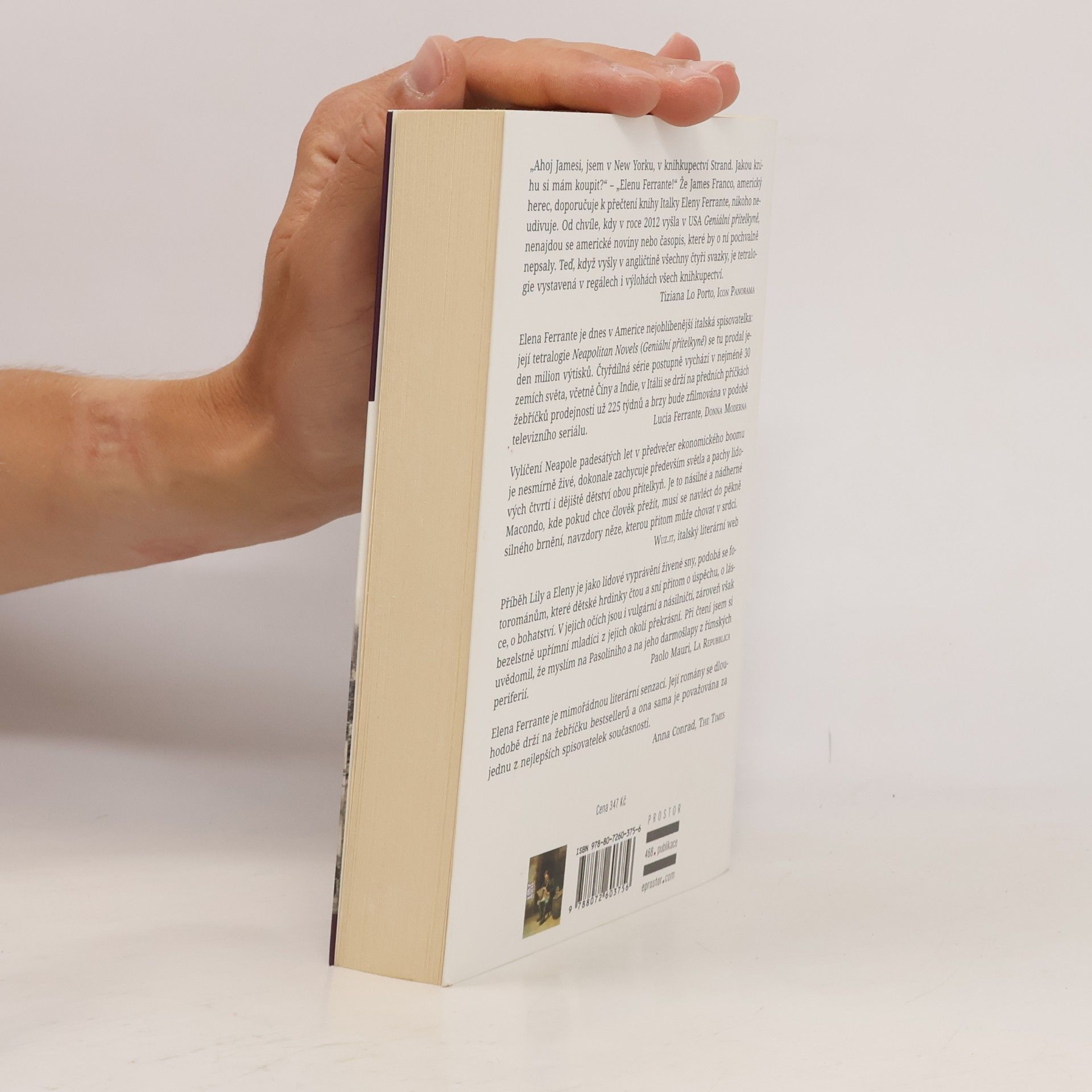 Elena Ferrante Geniální přítelkyně 1. Dětství a dospívání