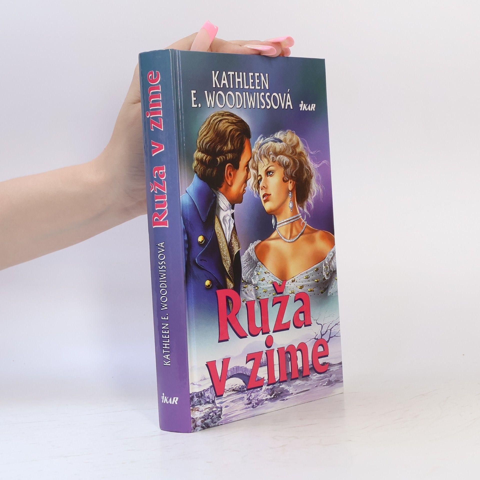 Kathleen E. Woodiwiss Ruža v zime