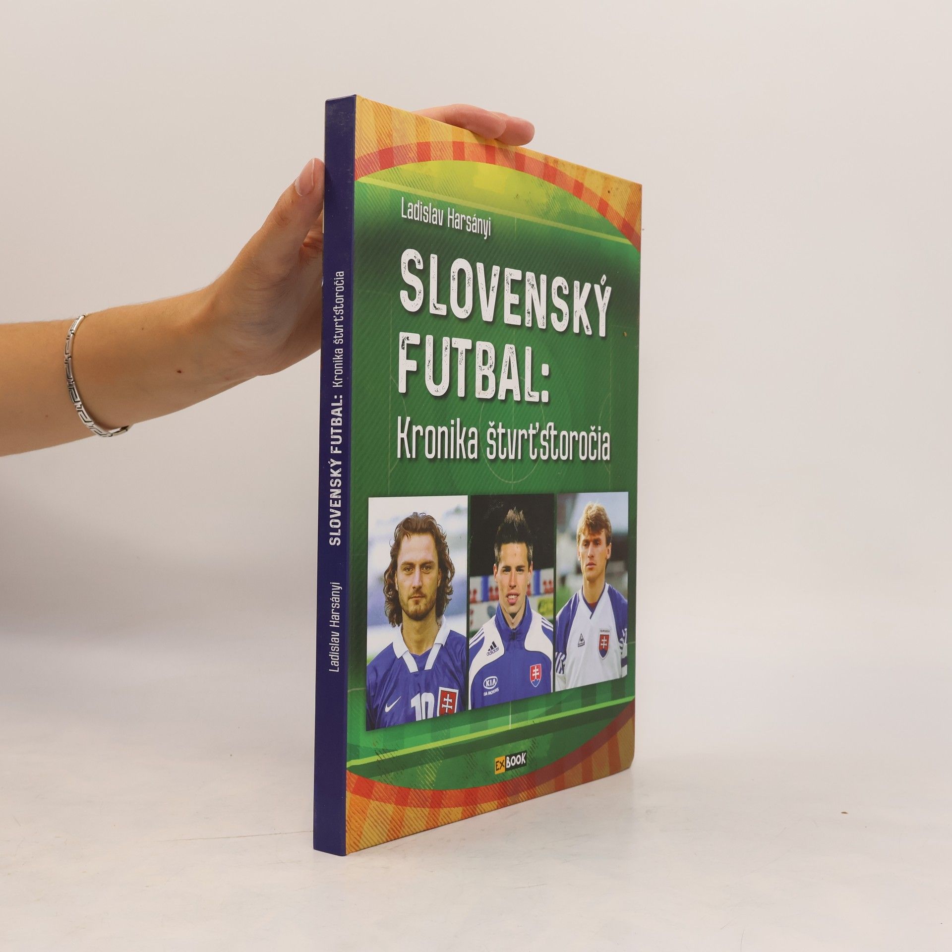 Slovenský futbal: Kronika štvrťstoročia