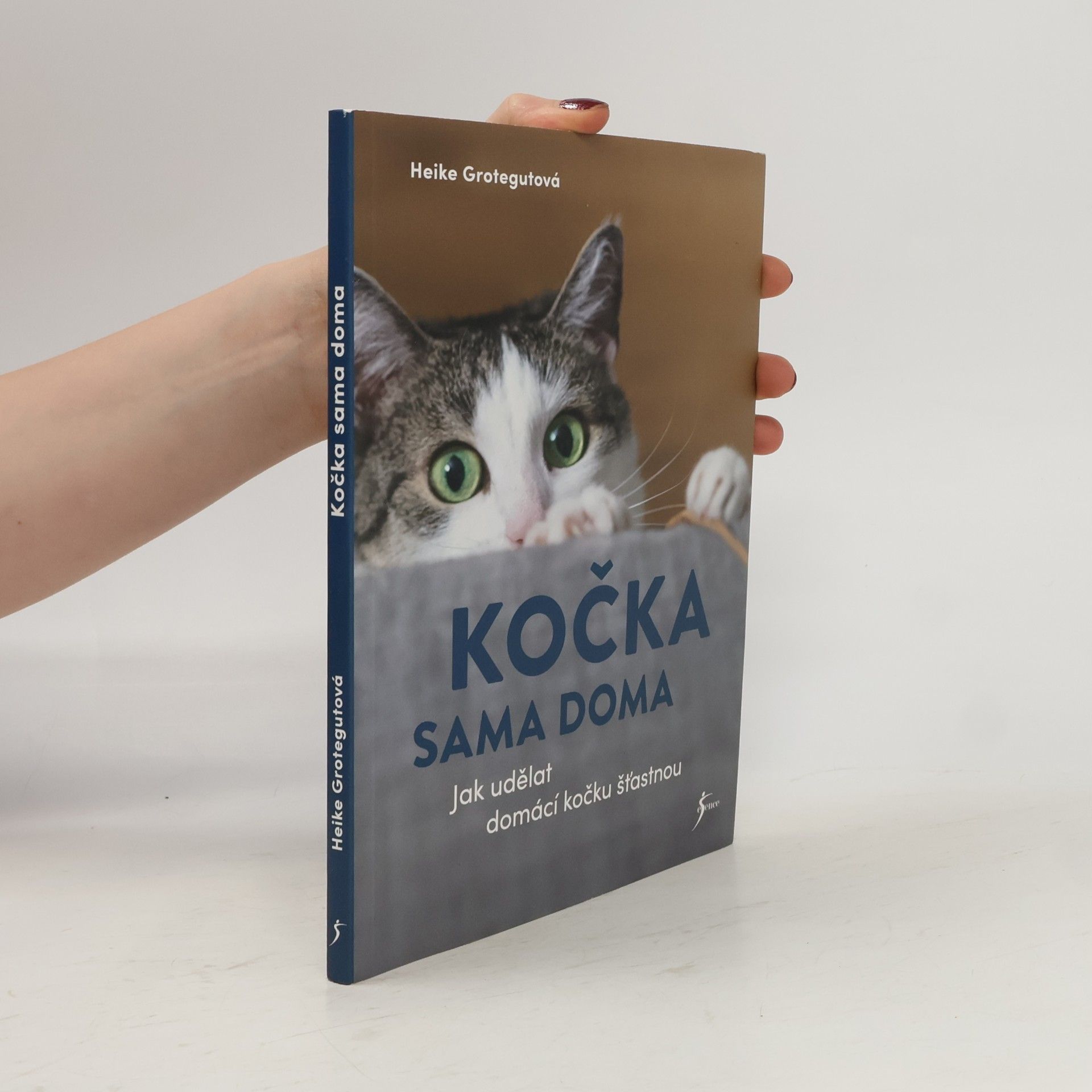Heike Grotegut Kočka sama doma