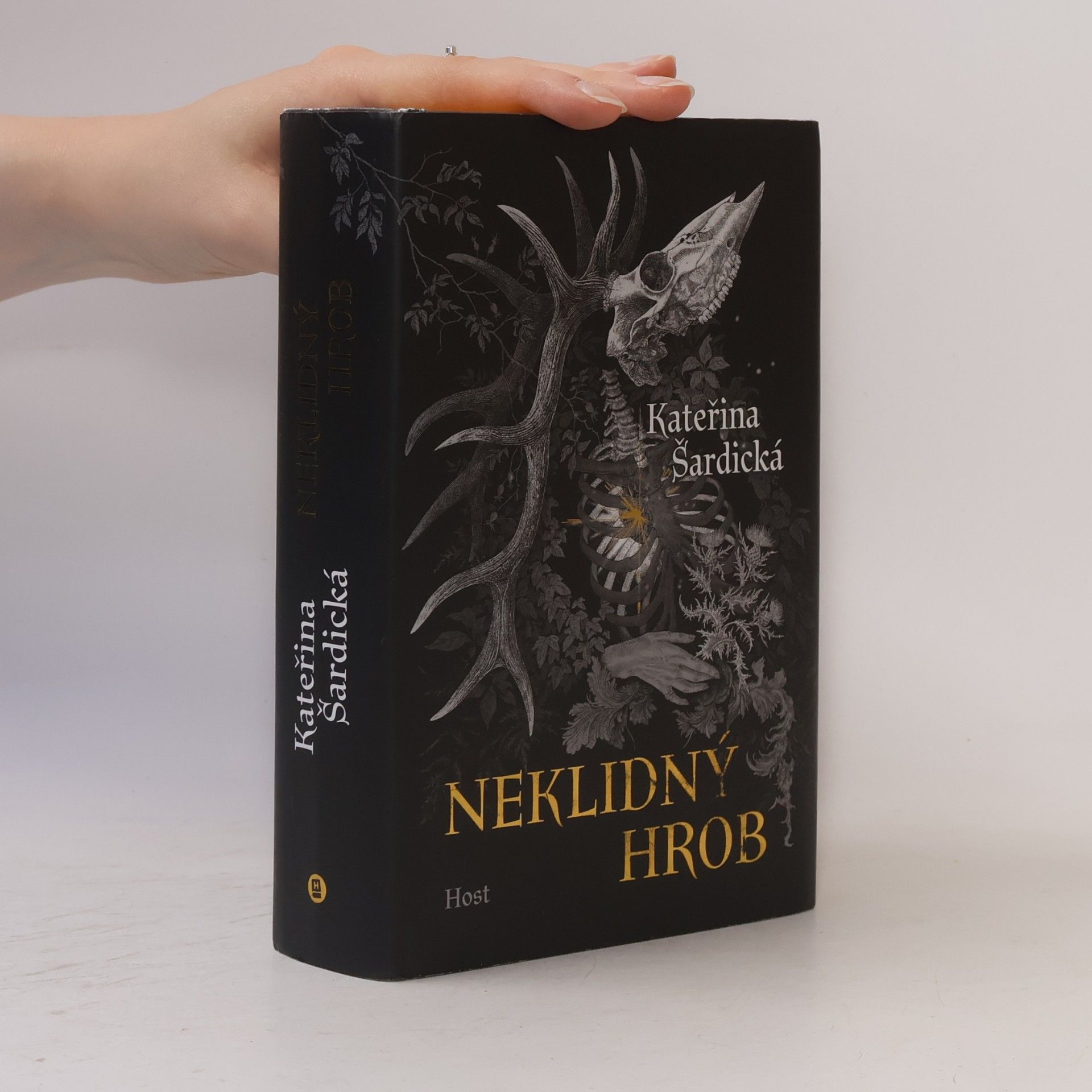 Neklidný hrob