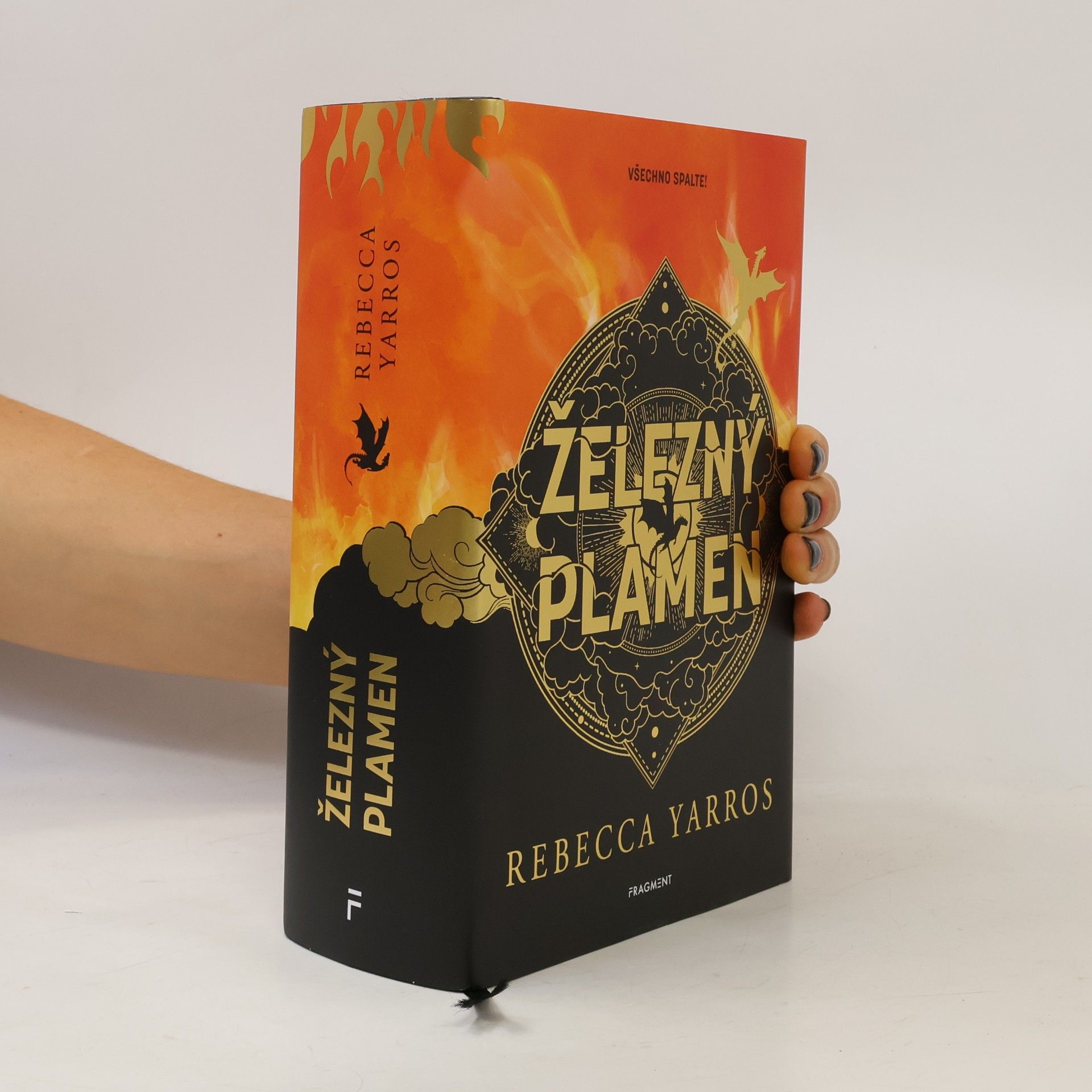 Rebecca Yarros Železný plamen