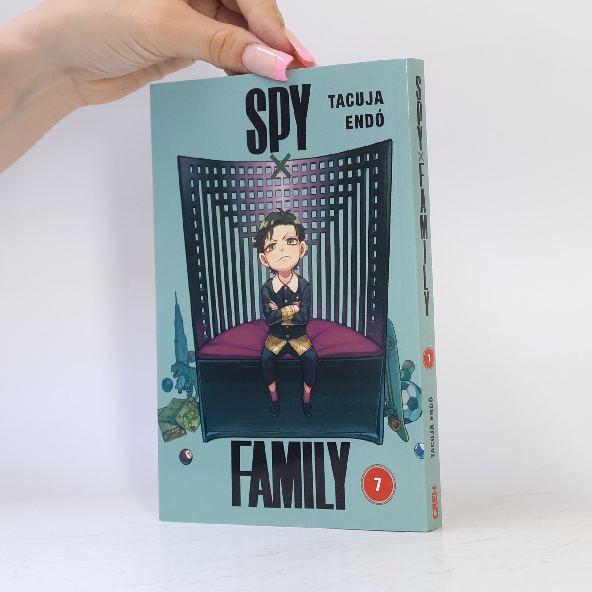 Tacuja Endó Spy x family: 7