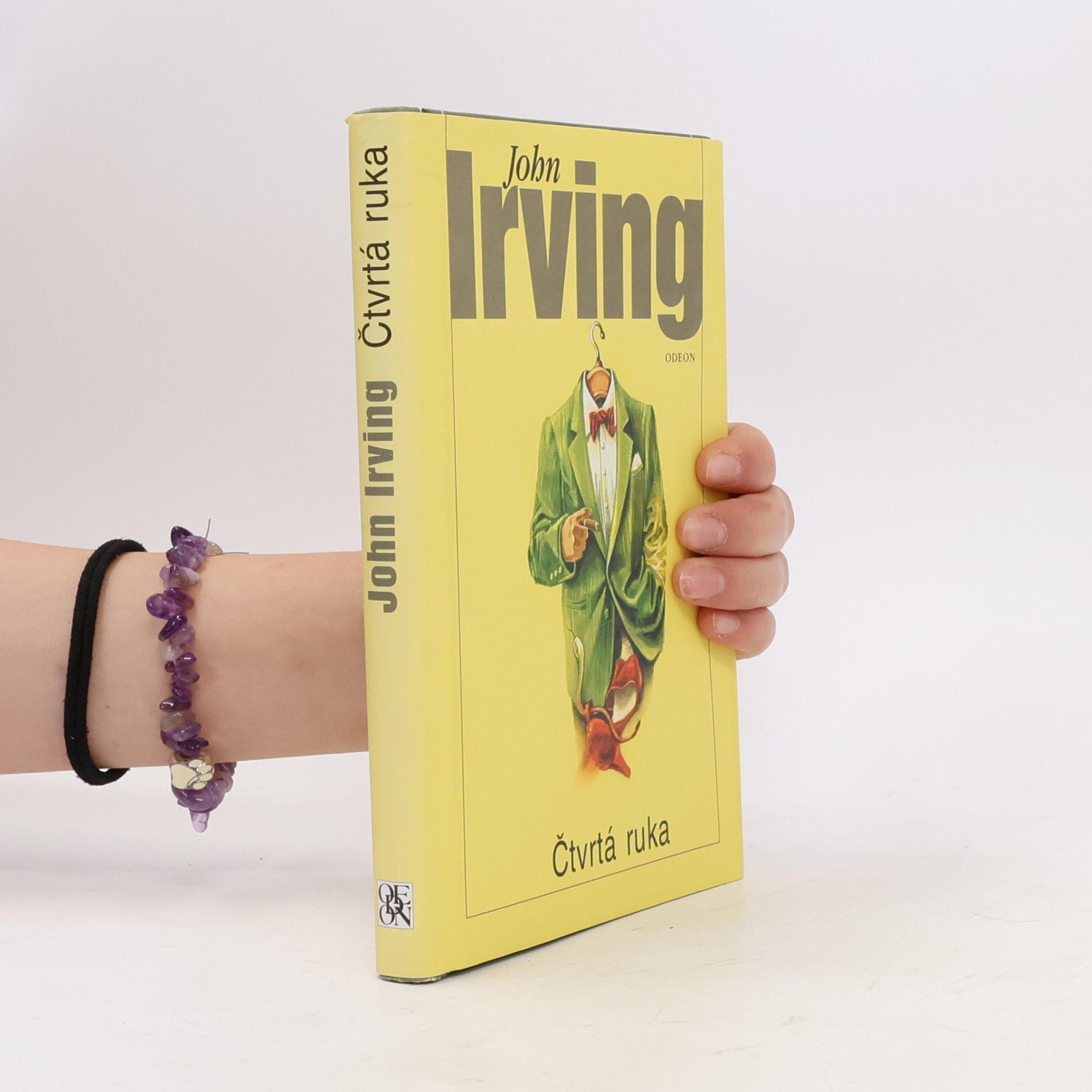 John Irving Čtvrtá ruka