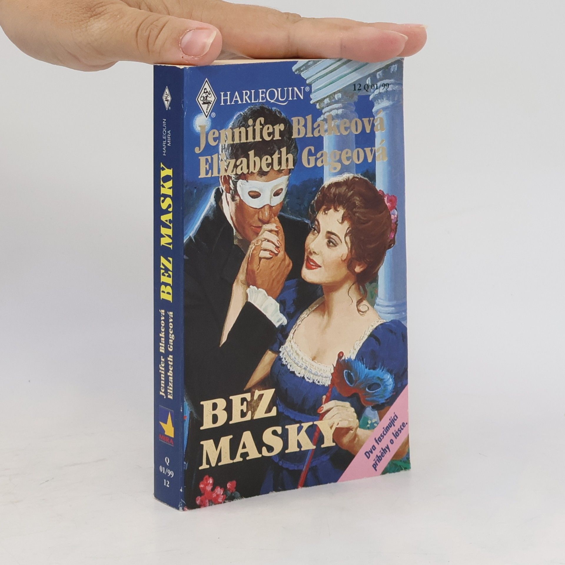 Elizabeth Gage Bez masky