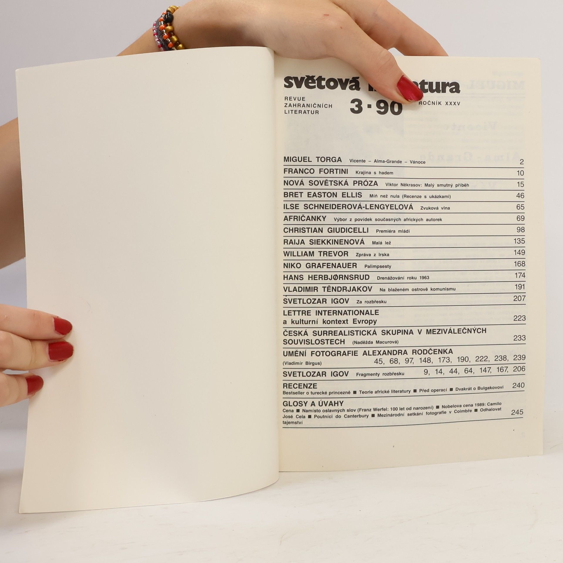 Kolektiv autorů Světová literatura 3/90