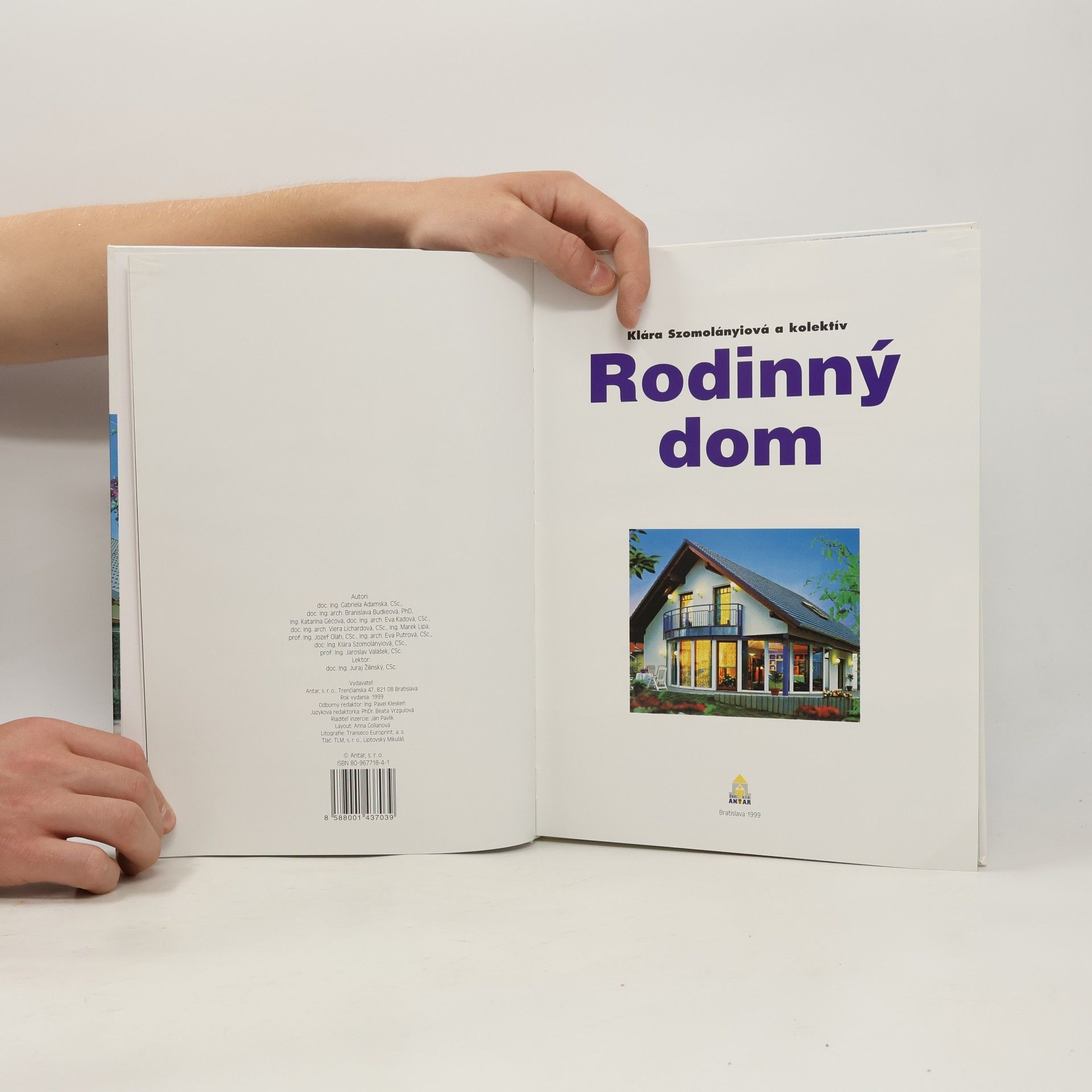 Klára Szomolányiová Rodinný dom