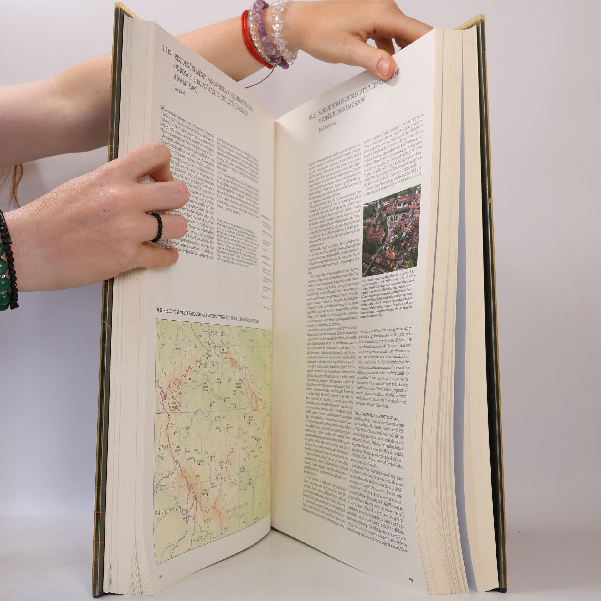 Eva Semotanová Akademický atlas českých dějin
