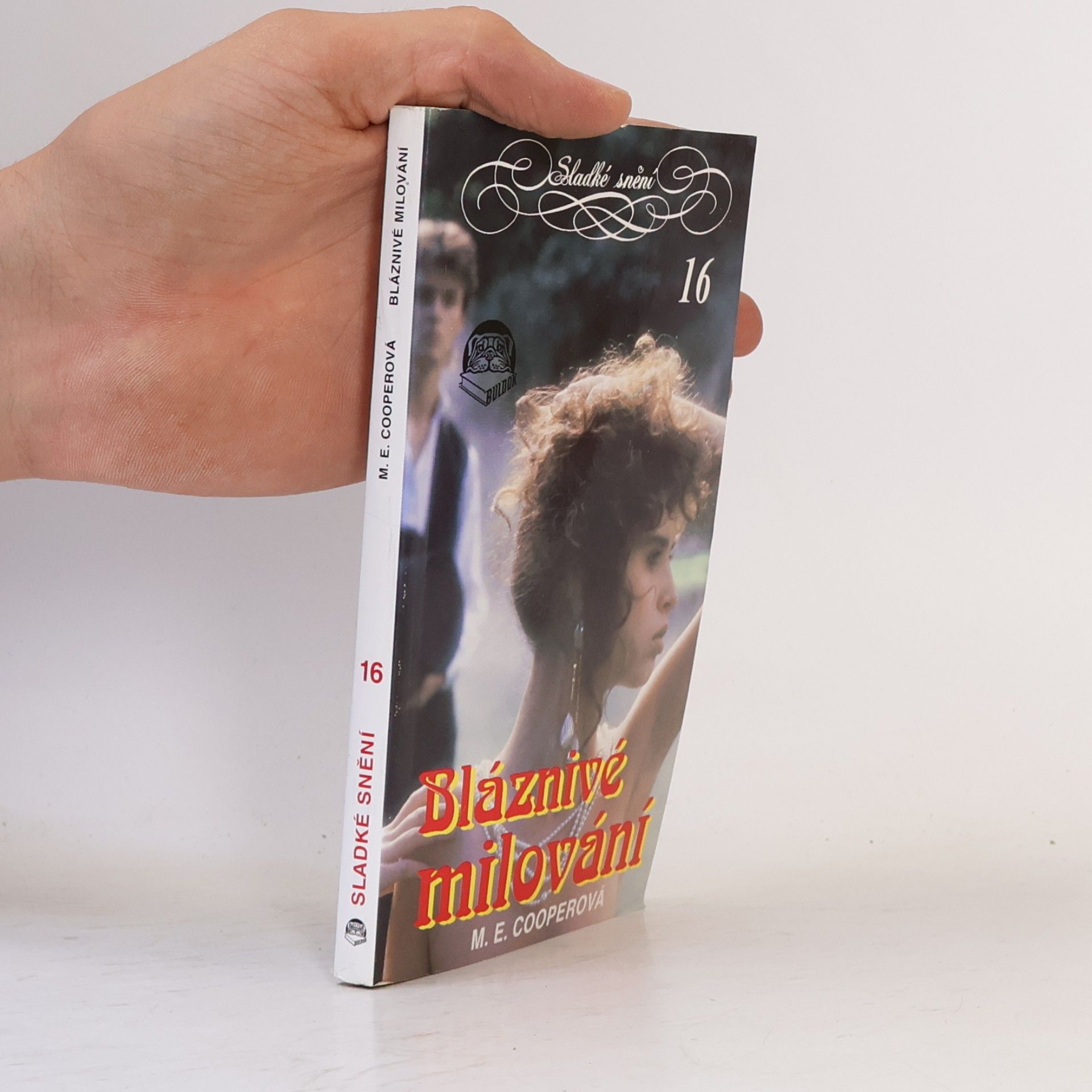 M. E. Cooper Bláznivé milování