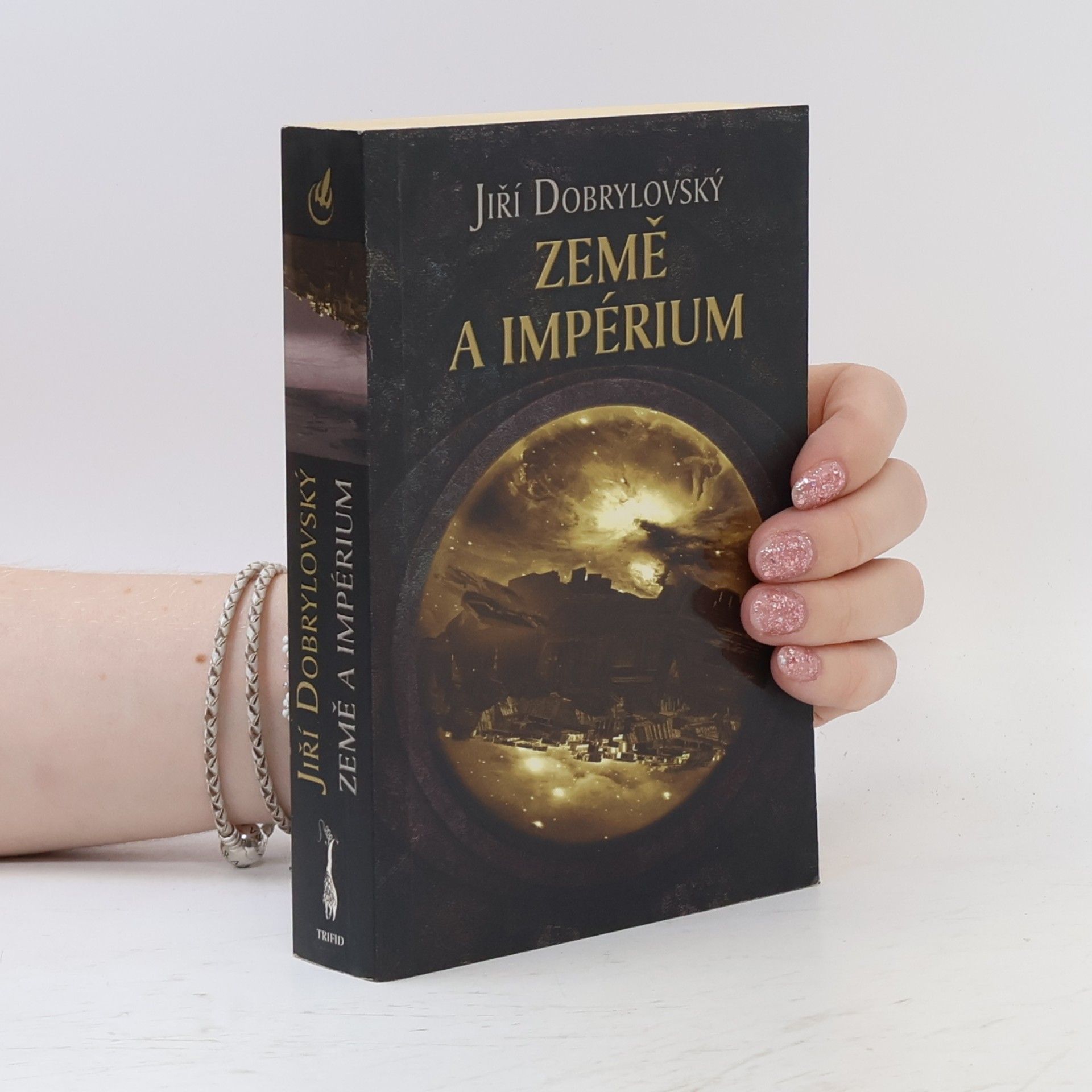 Jiří Dobrylovský Země a impérium