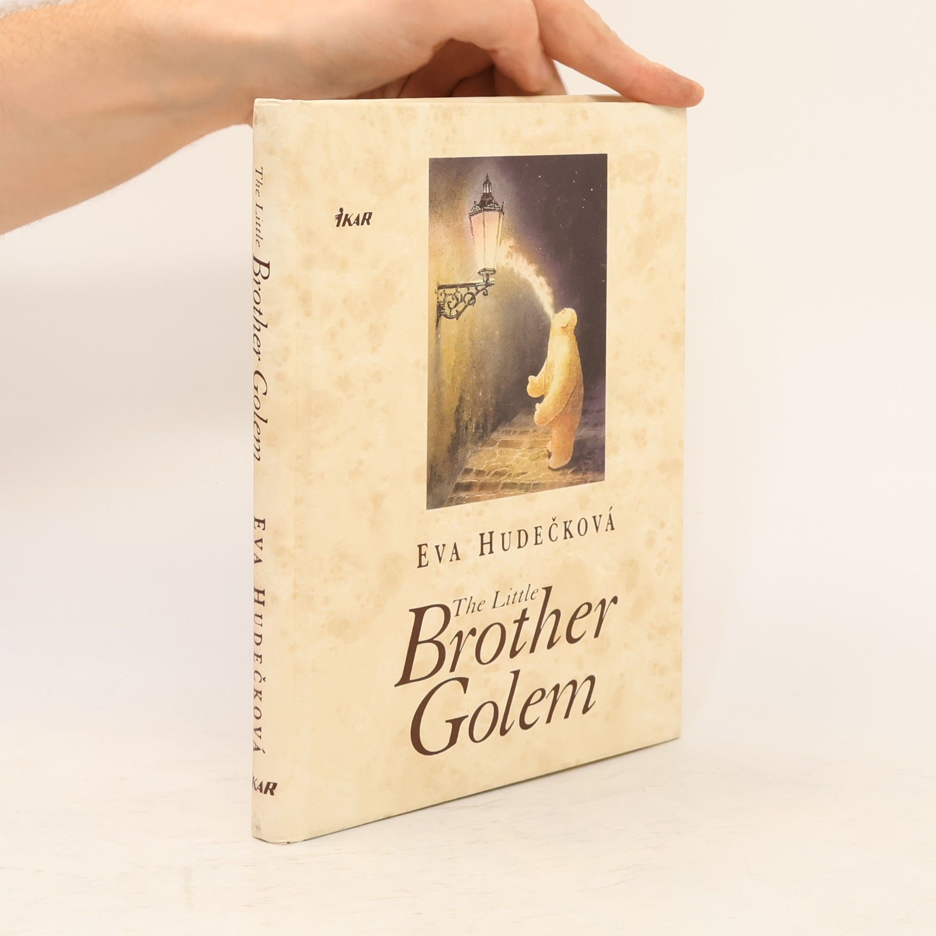 Eva Hudečková The little brother Golem