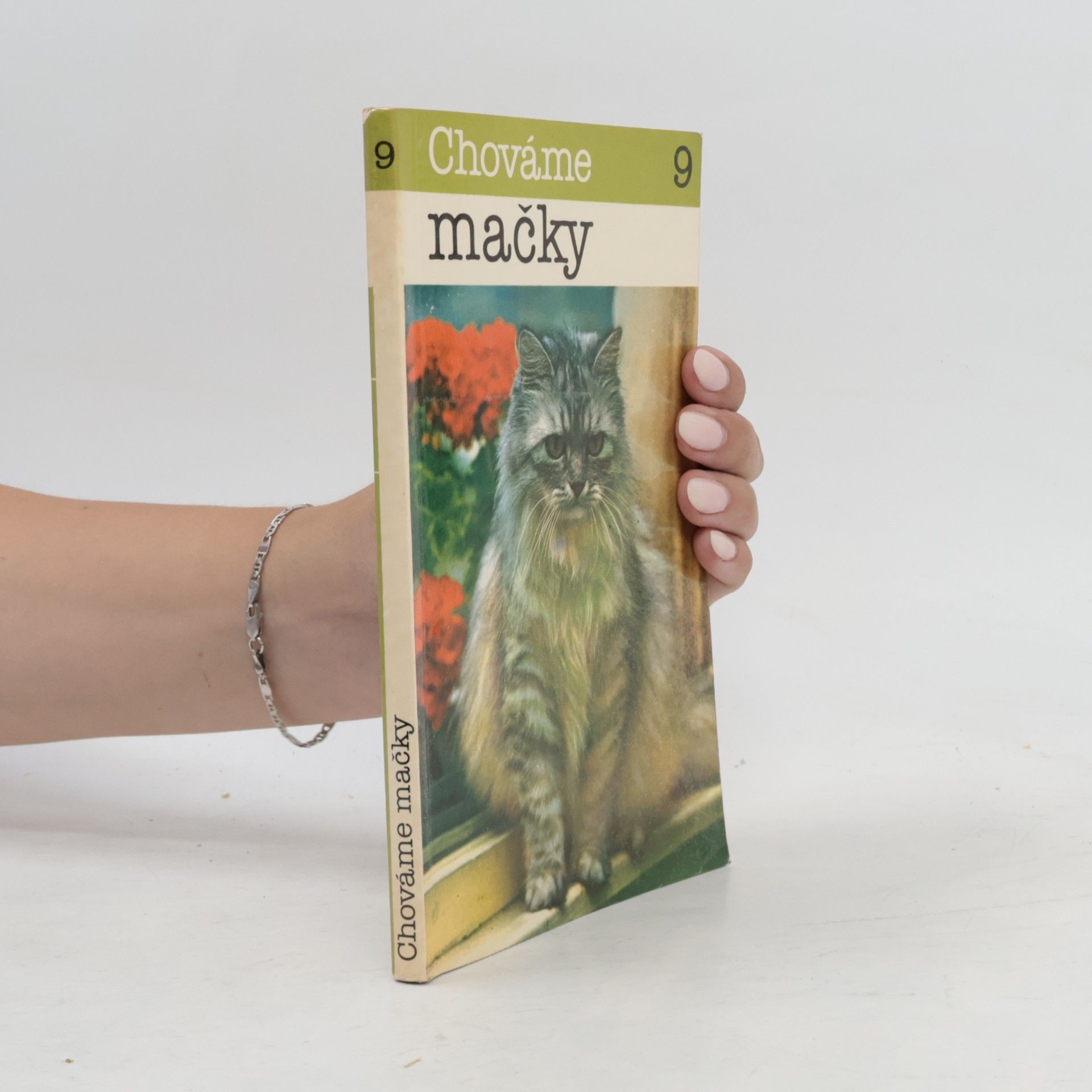 M. Pálková Chováme mačky 9