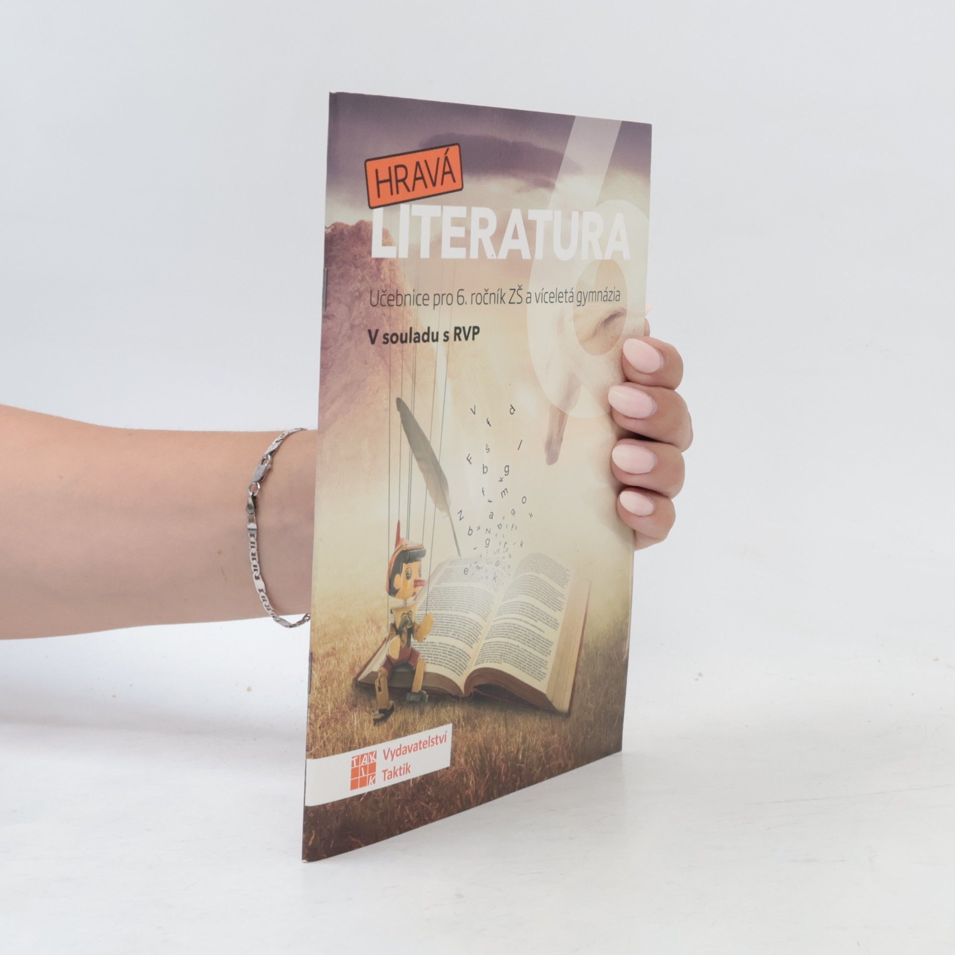 Hravá literatura: Učebnice pro 6. ročník ZŠ