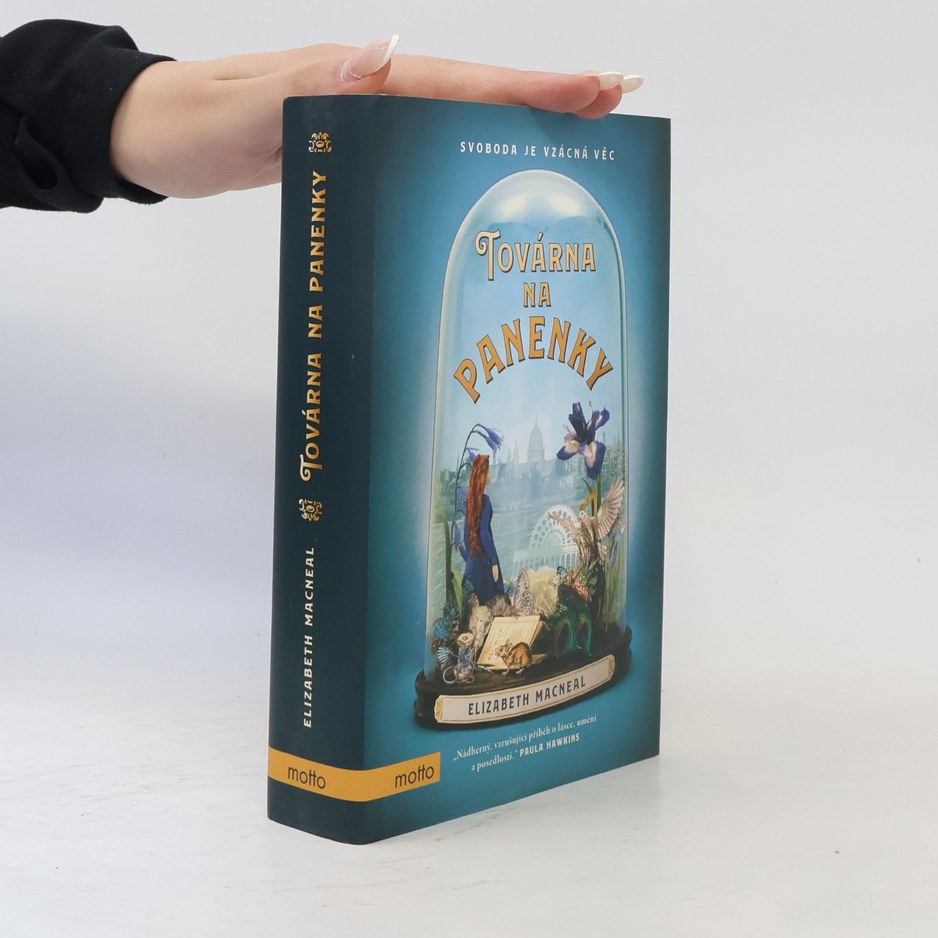Elizabeth McNeal Továrna na panenky