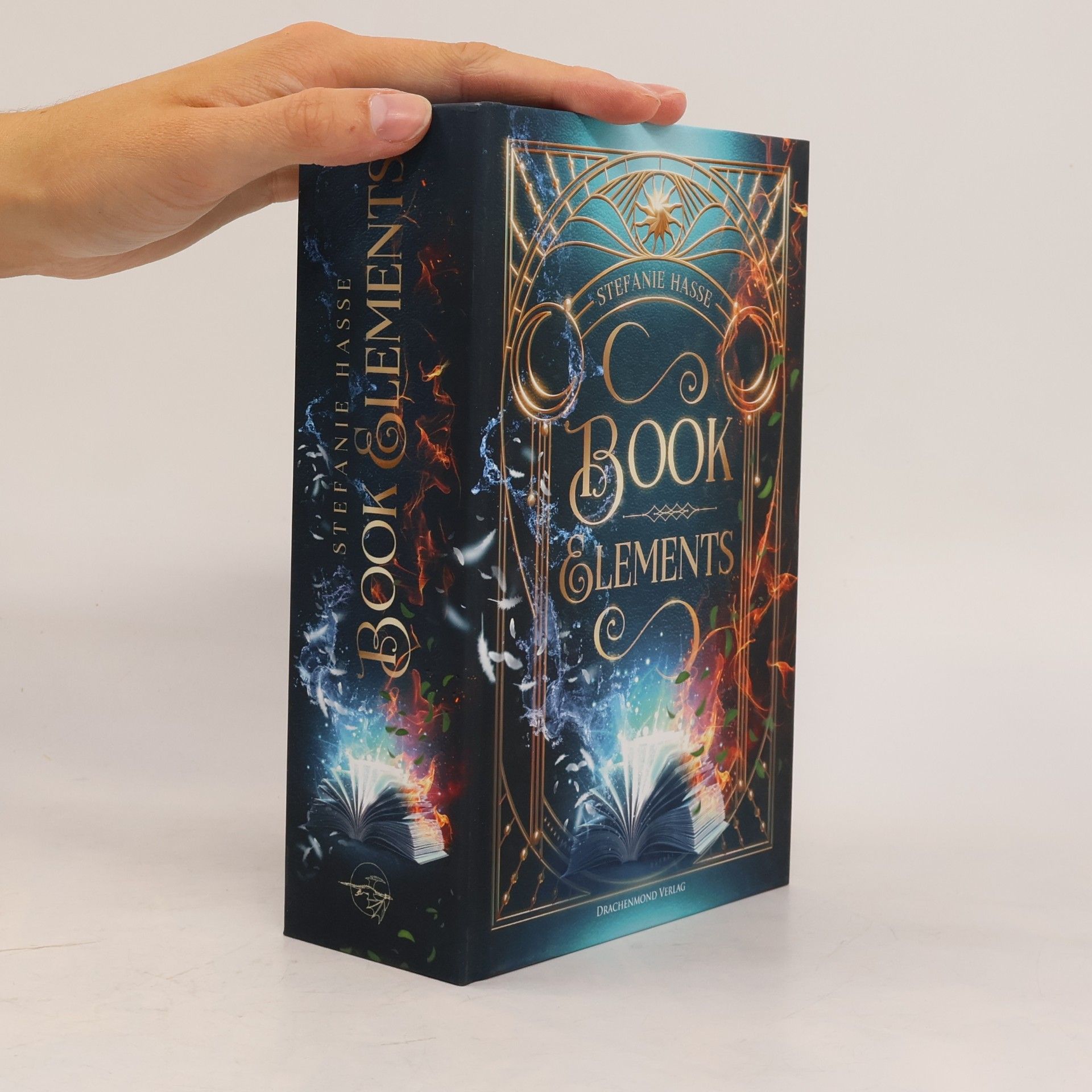 Stefanie Hasse Book Elements