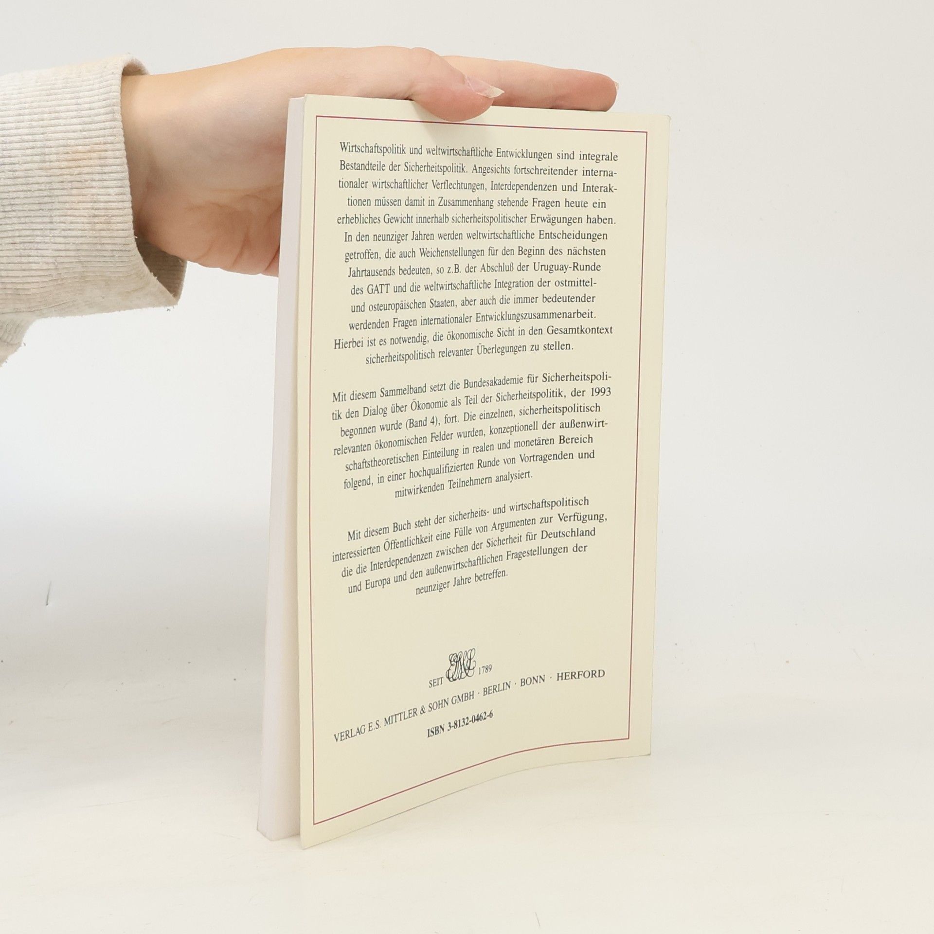 Wilhelm Krelle Schriftenreihe zur Neuen Sicherheitspolitik - 8: Weltwirtschaft und Sicherheit 1994