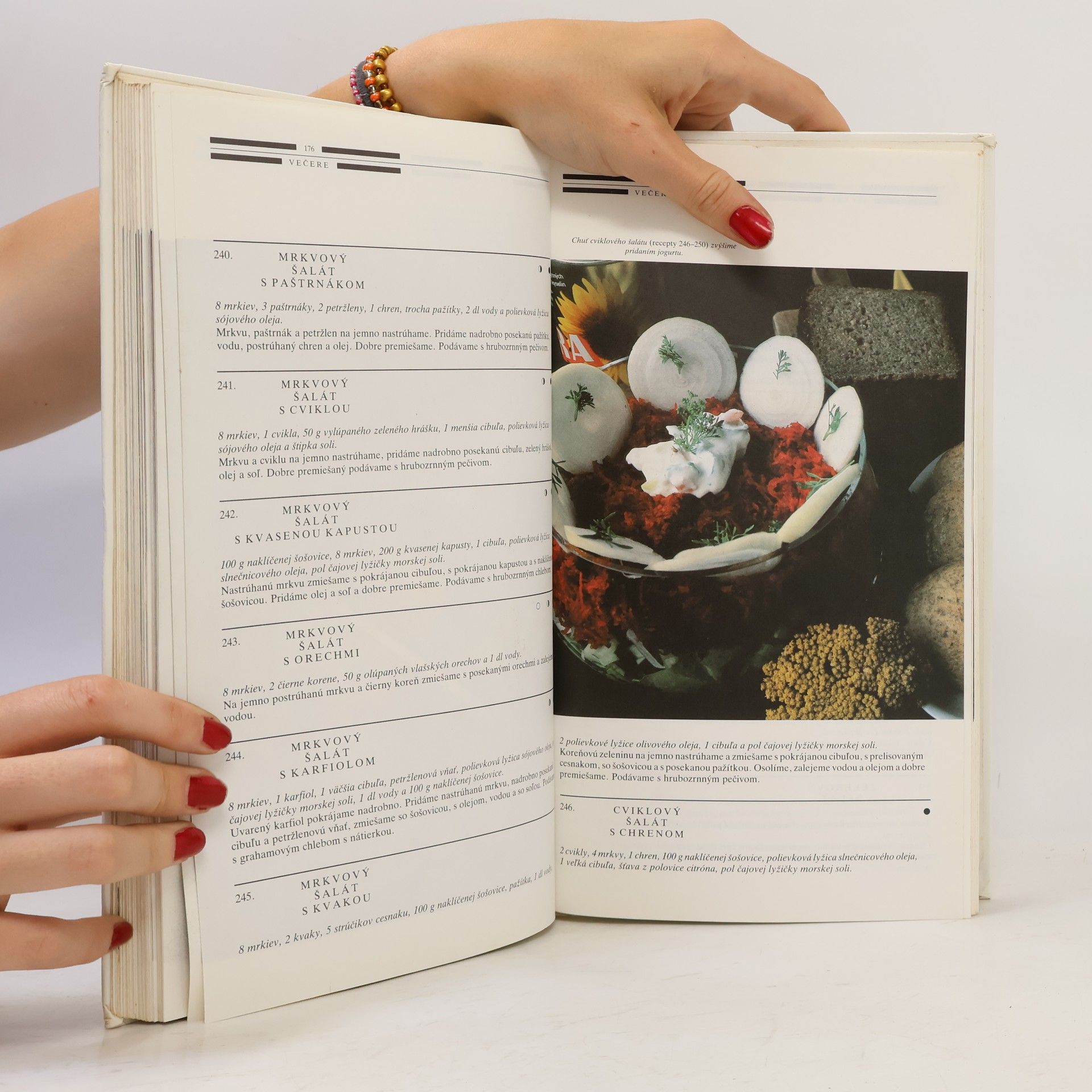 Karel Červený Vegetariánská kuchařka. 300 receptů