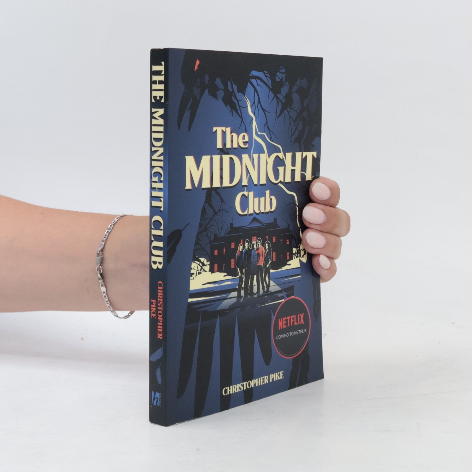 Christopher Pike The Midnight Club - as seen on Netflix