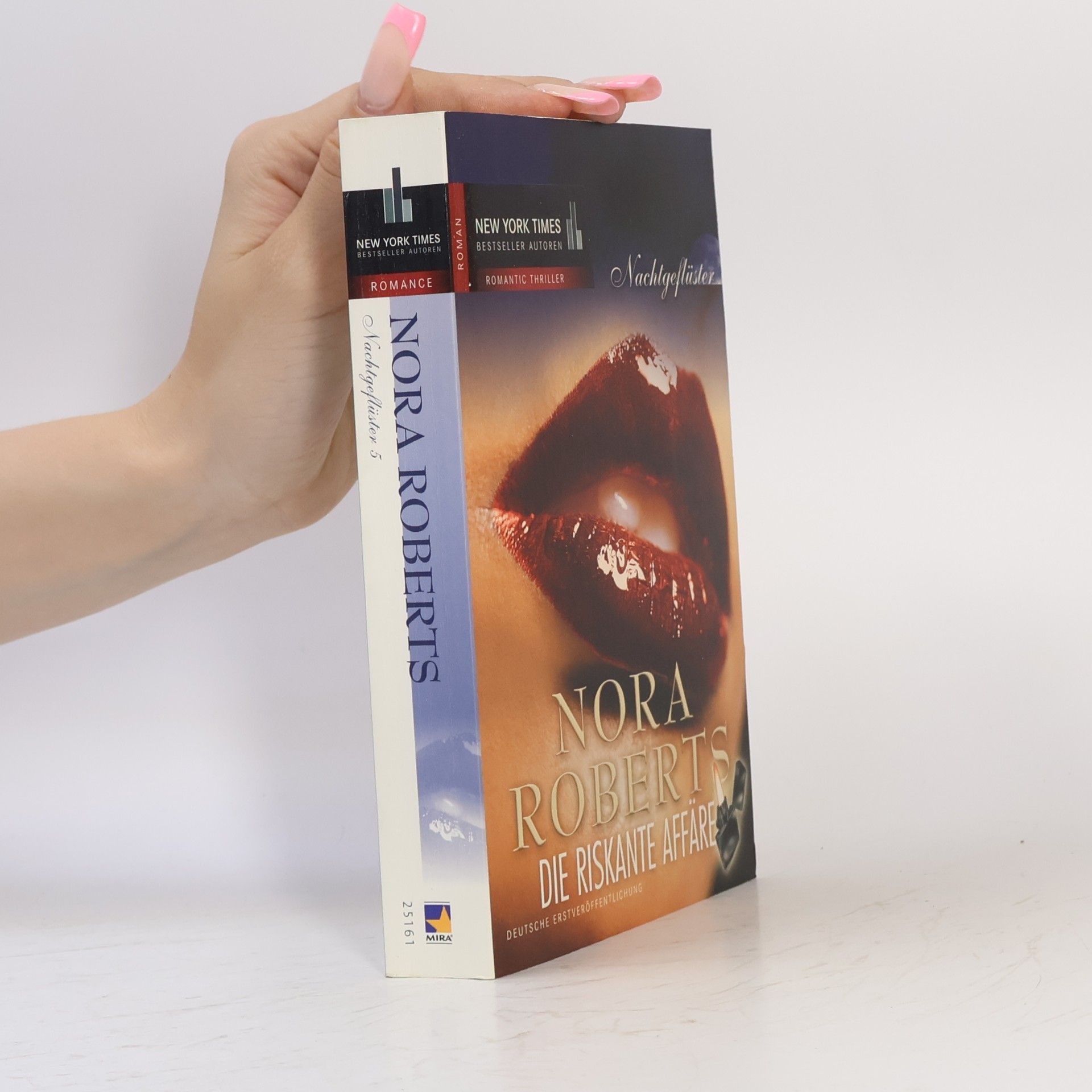 Nora Roberts Nachtgeflüster - Die riskante Affäre