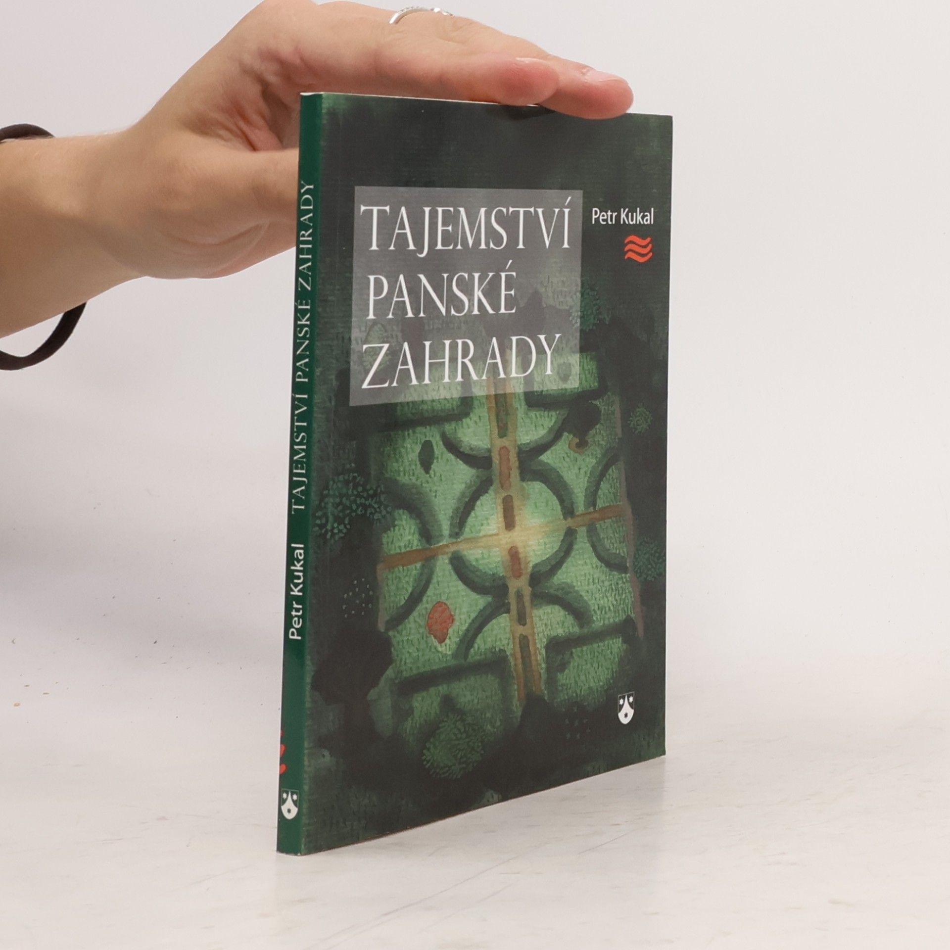 Petr Kukal Tajemství Panské zahrady