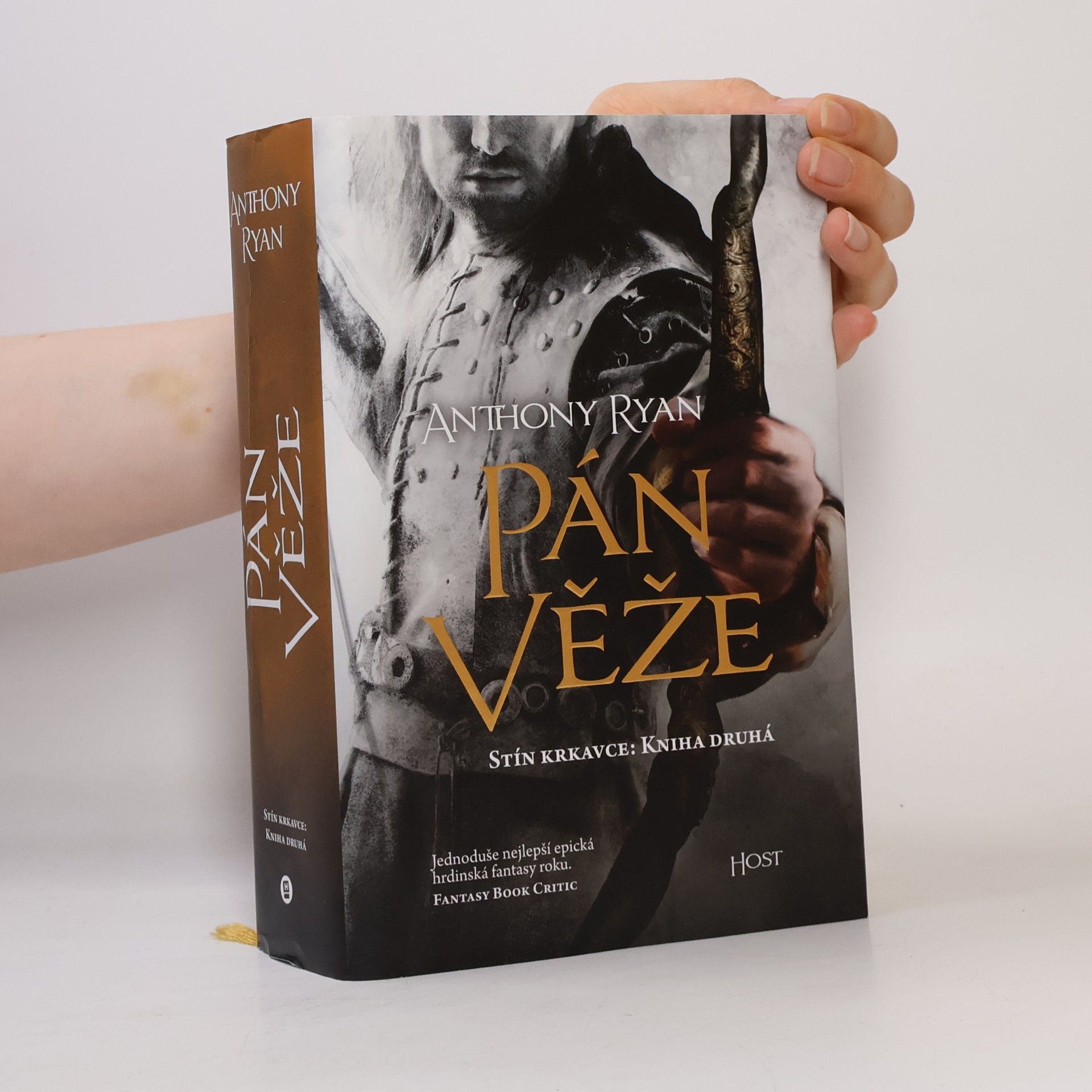 Anthony Ryan Pán věže: stín krkavce. Kniha druhá