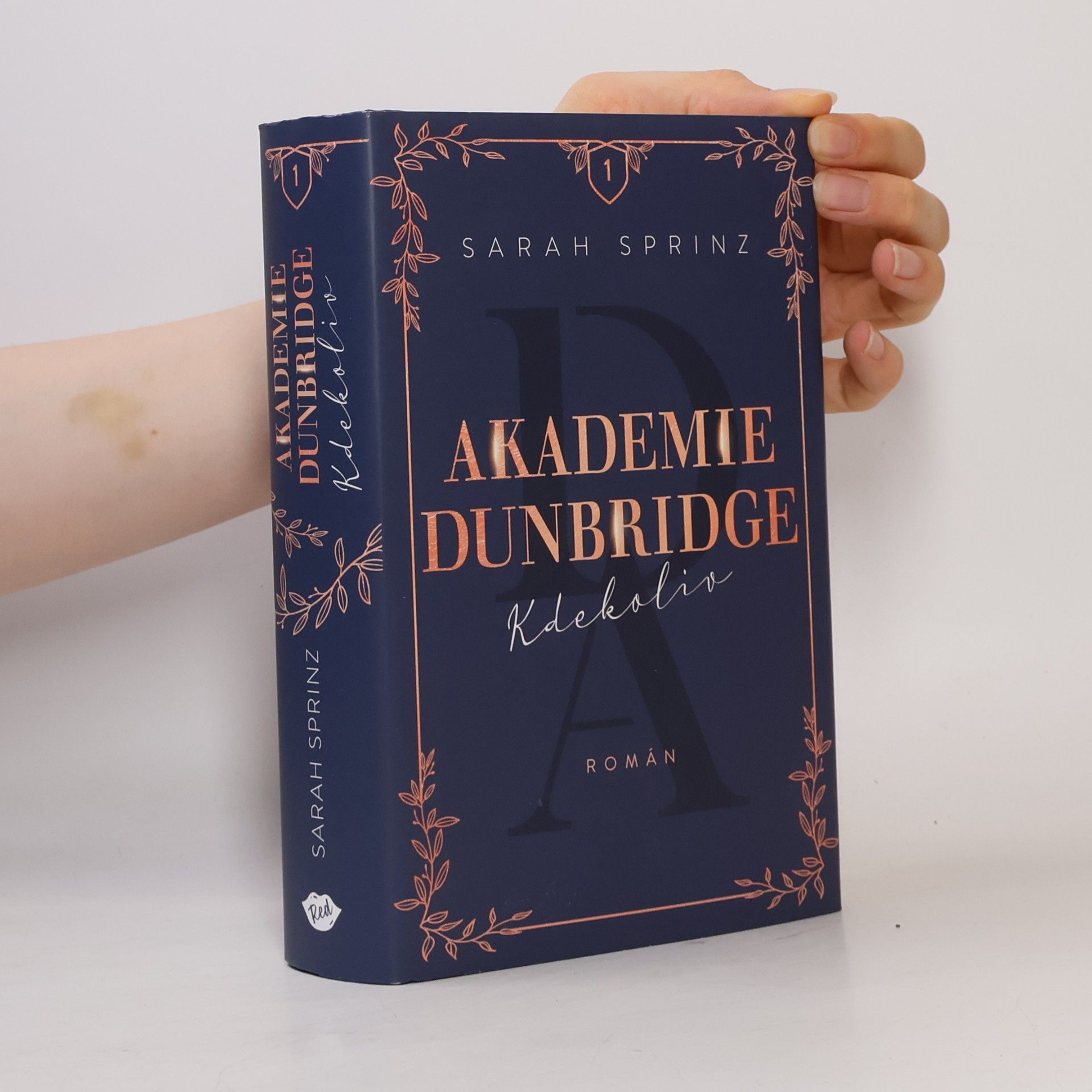 Sarah Sprinz Akademie Dunbridge. Kdekoliv