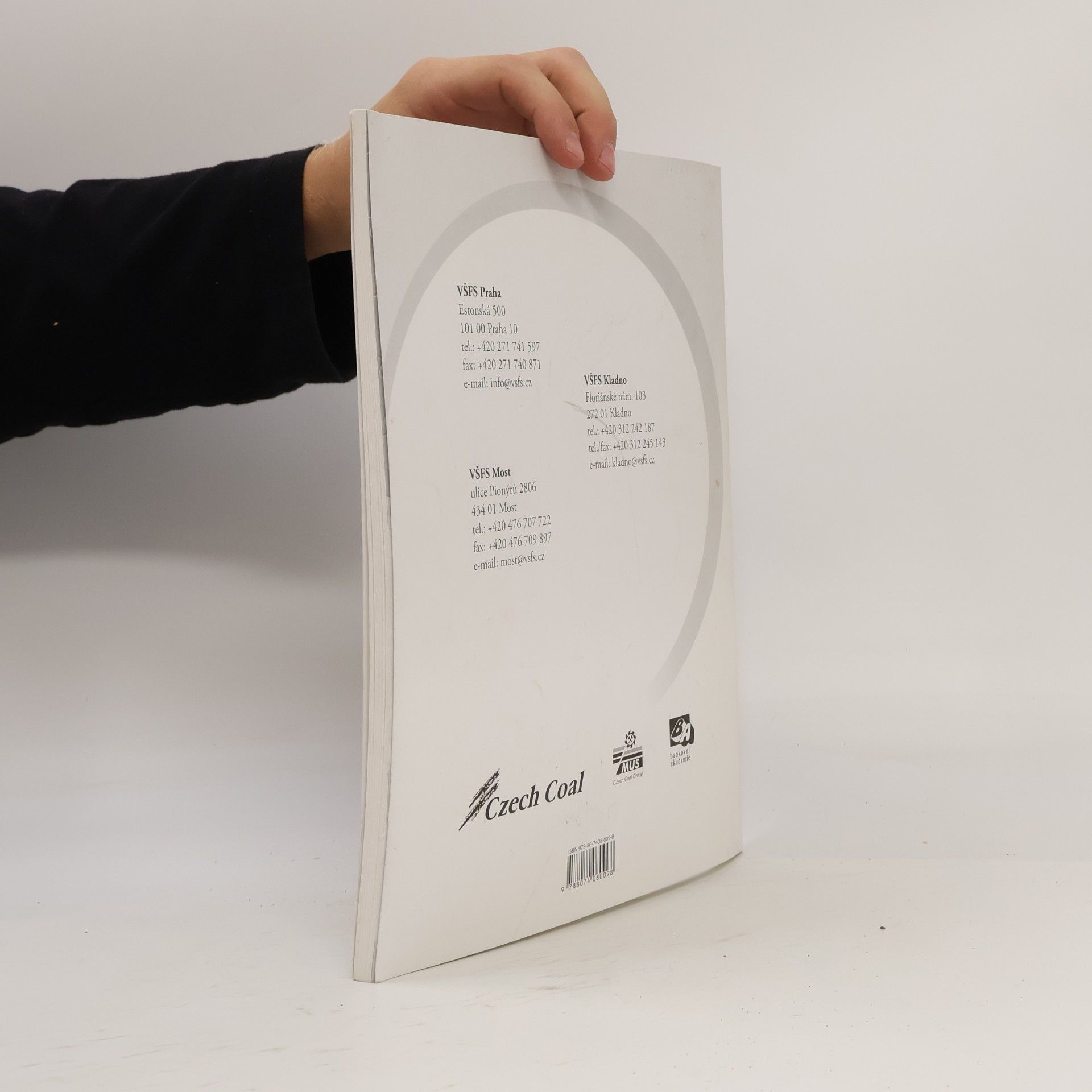 Jaroslava Kadeřábková Region a regionální vědy. (Vybrané sociální, kulturní a environmentální aspekty)
